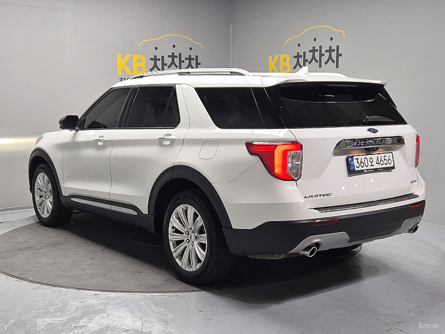 Ford Explorer 6th Generation превью 6