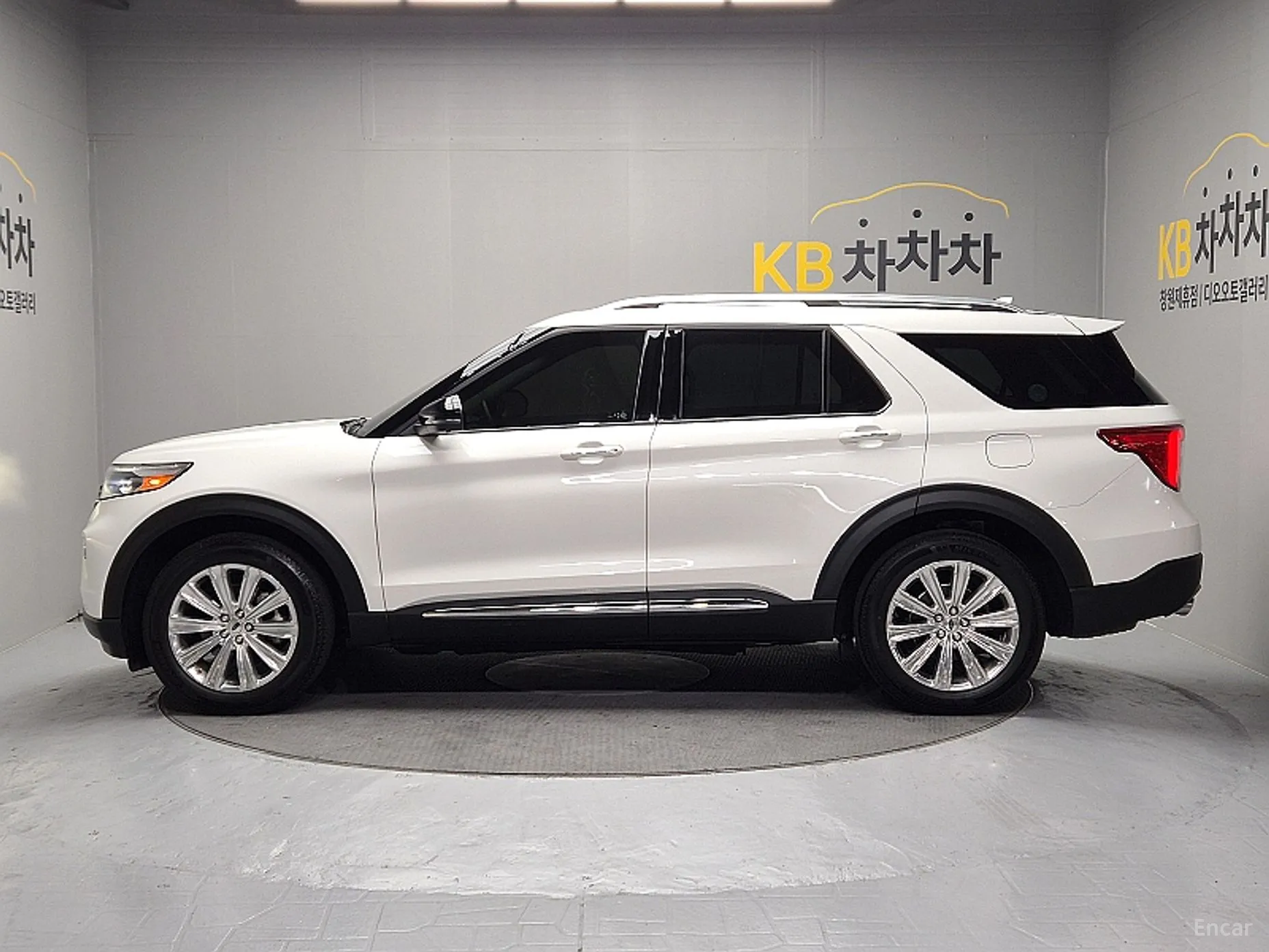 Ford Explorer 6th Generation превью 8