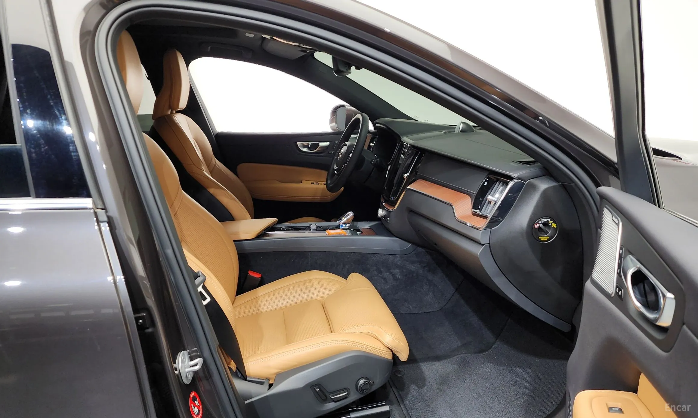 Volvo XC60 Gen 2 превью 11