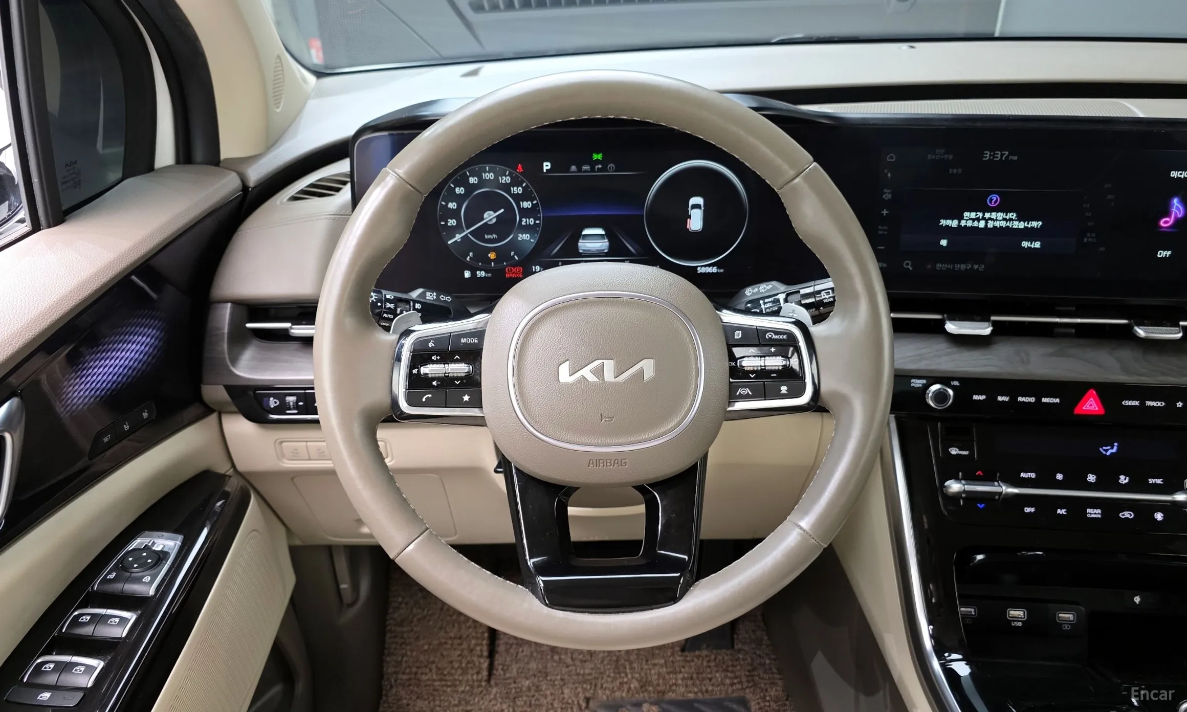 Kia Carnival Gen 4 превью 13