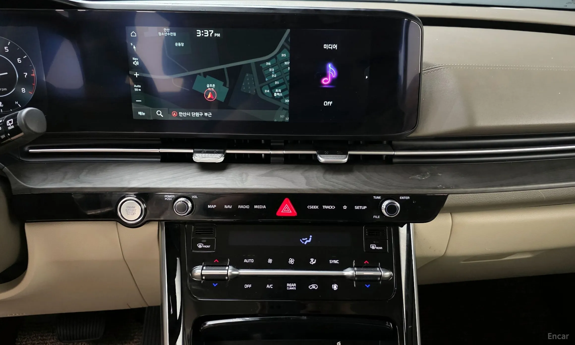 Kia Carnival Gen 4 превью 19