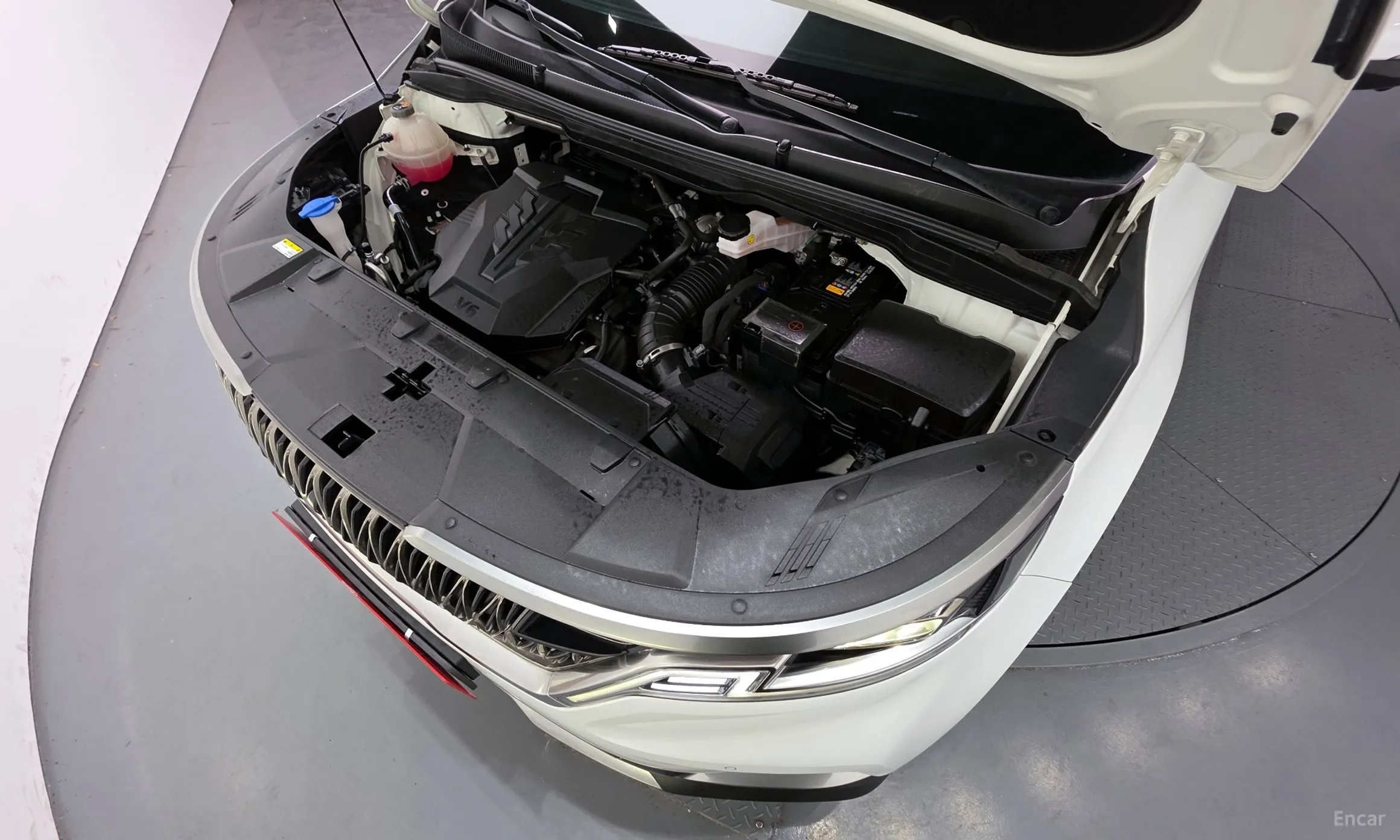 Kia Carnival Gen 4 превью 6
