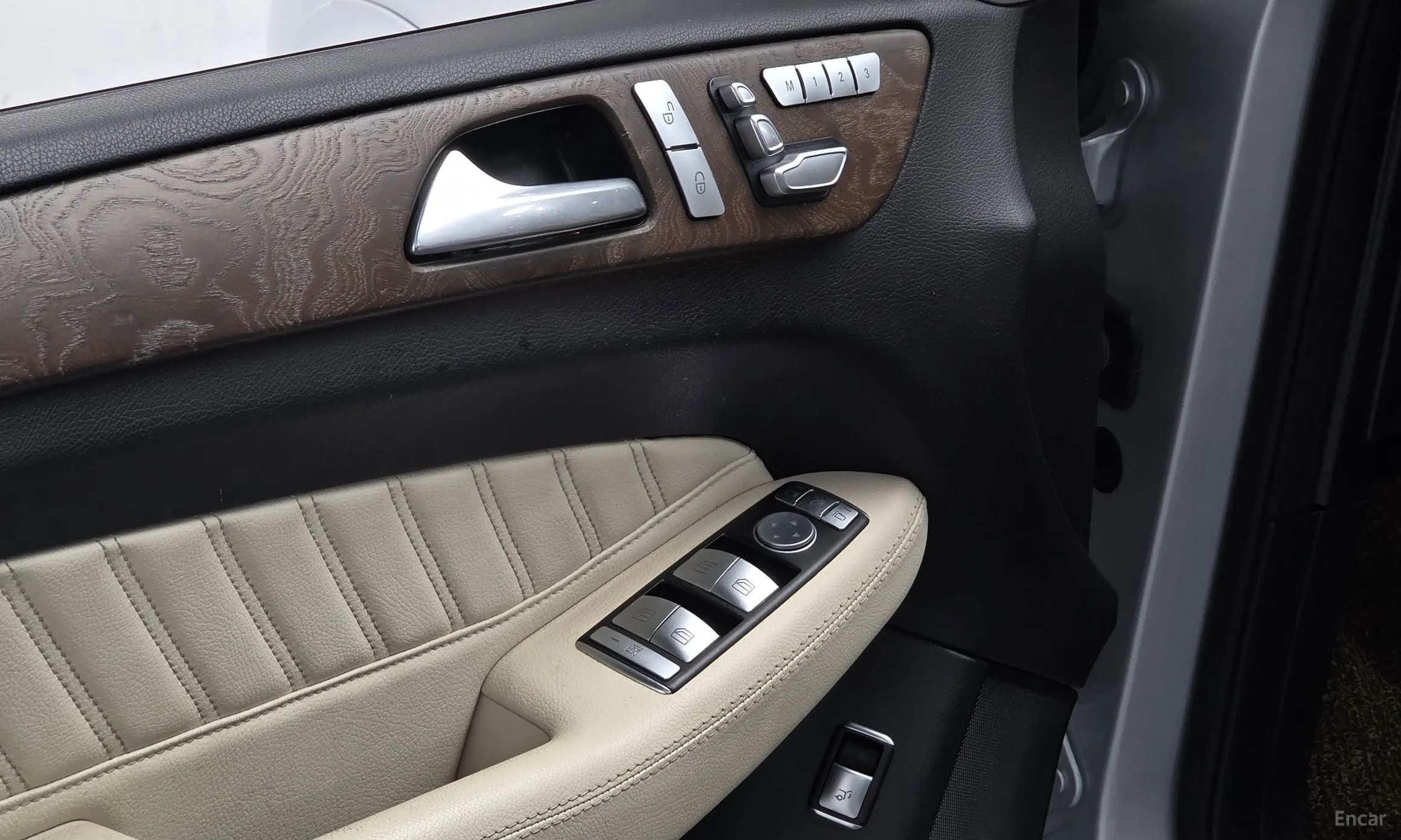 Mercedes Benz GLE-Class W166 превью 16