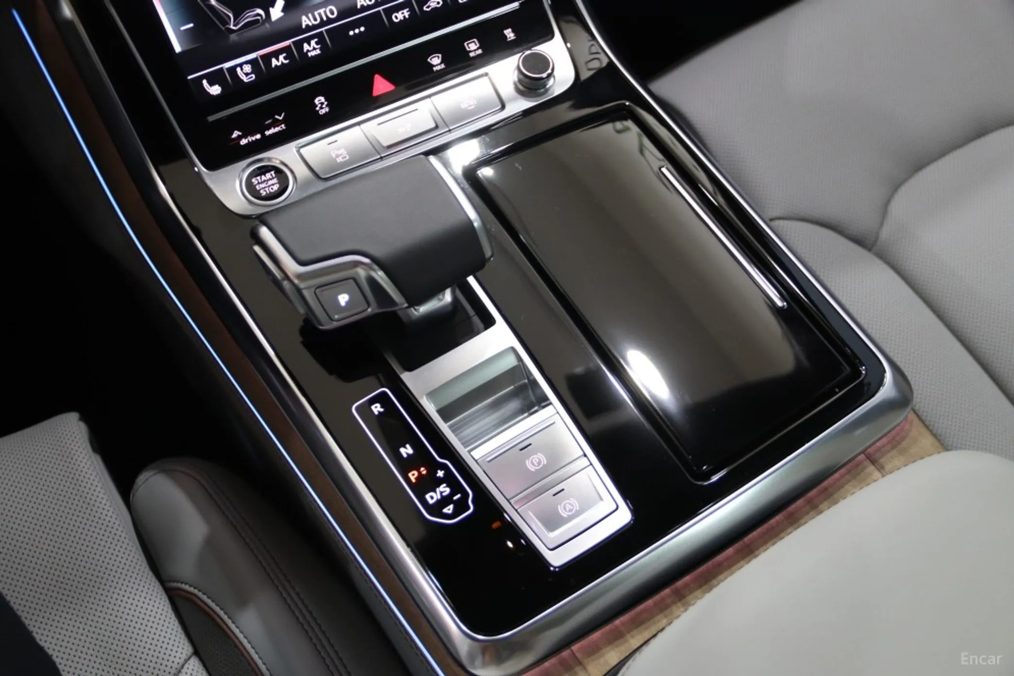 Audi Q7 (4M) превью 9