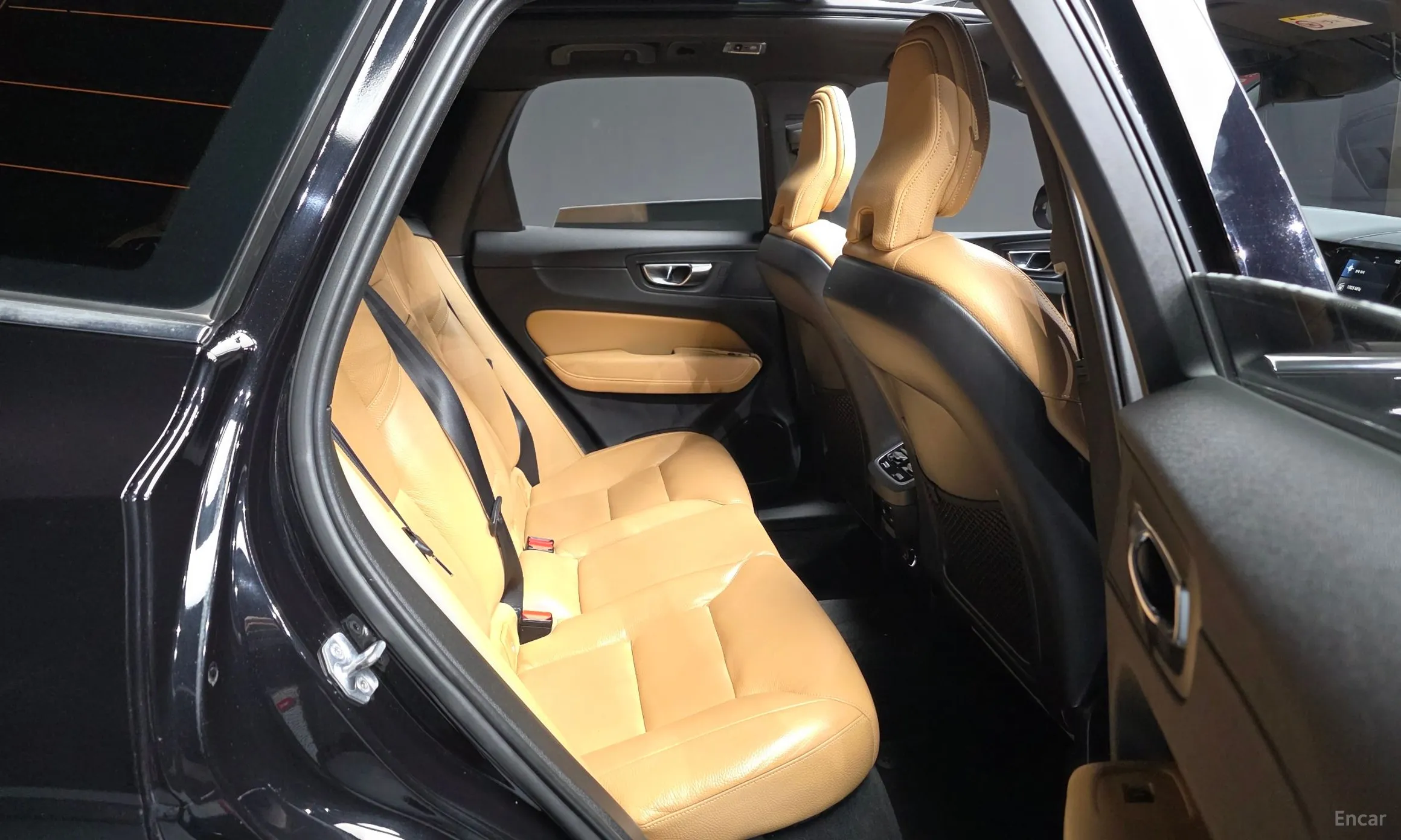 Volvo XC60 Gen 2 превью 12