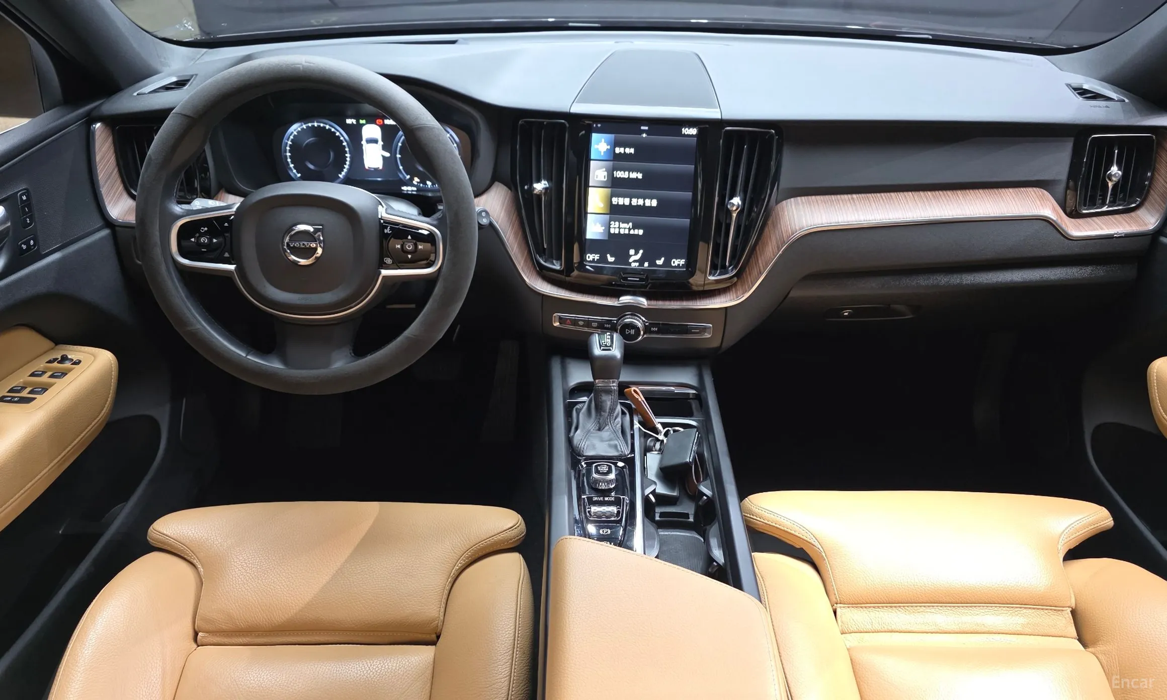 Volvo XC60 Gen 2 превью 7