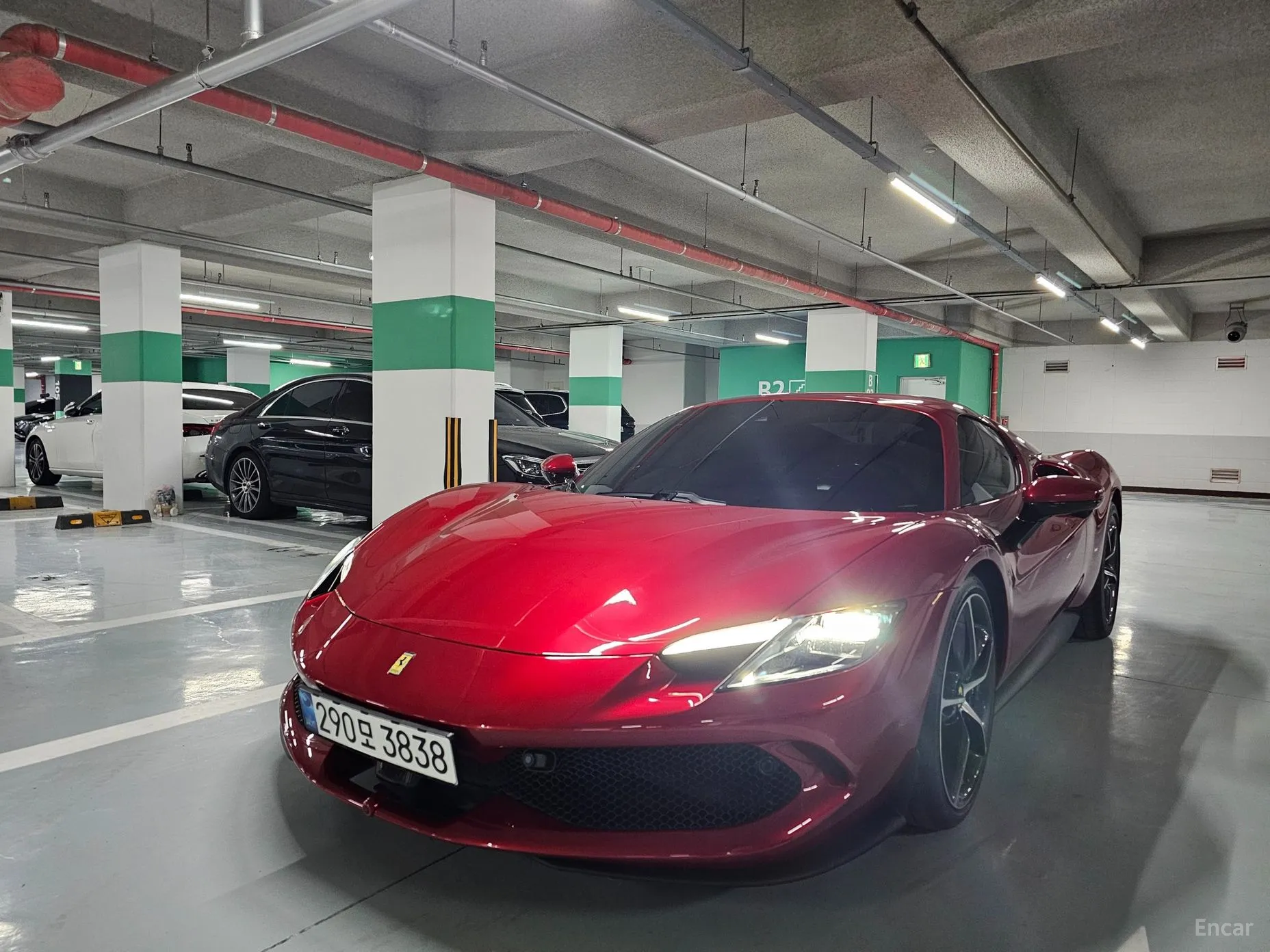 Ferrari 296 GTS превью 11