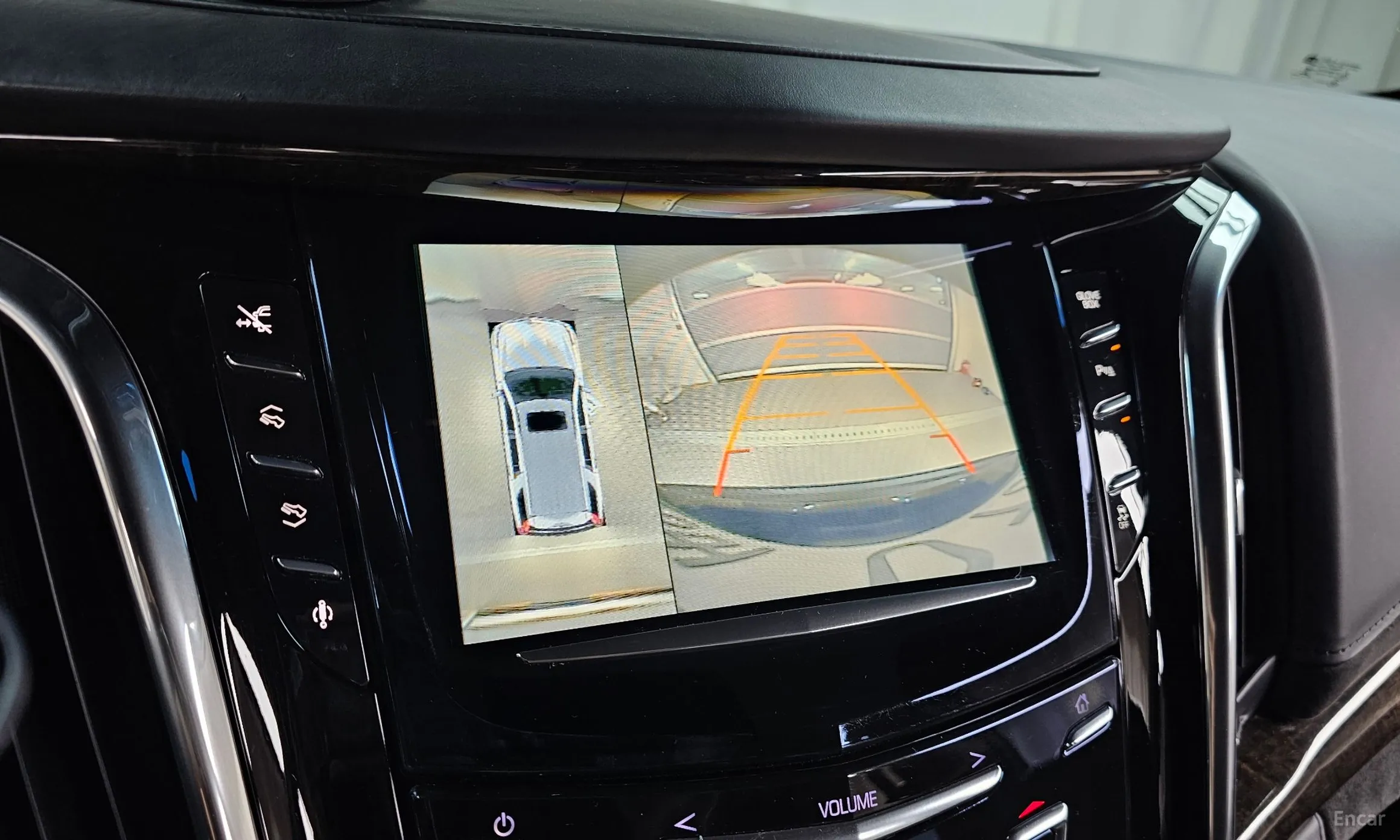 Cadillac Escalade превью 16