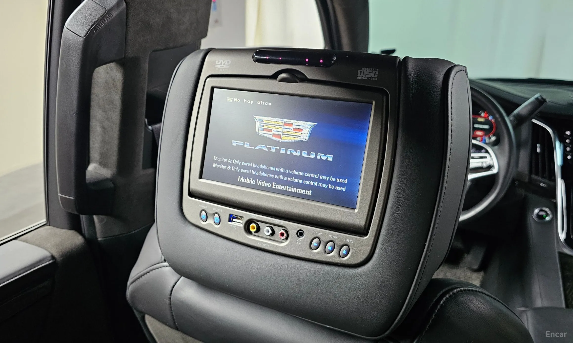 Cadillac Escalade превью 17