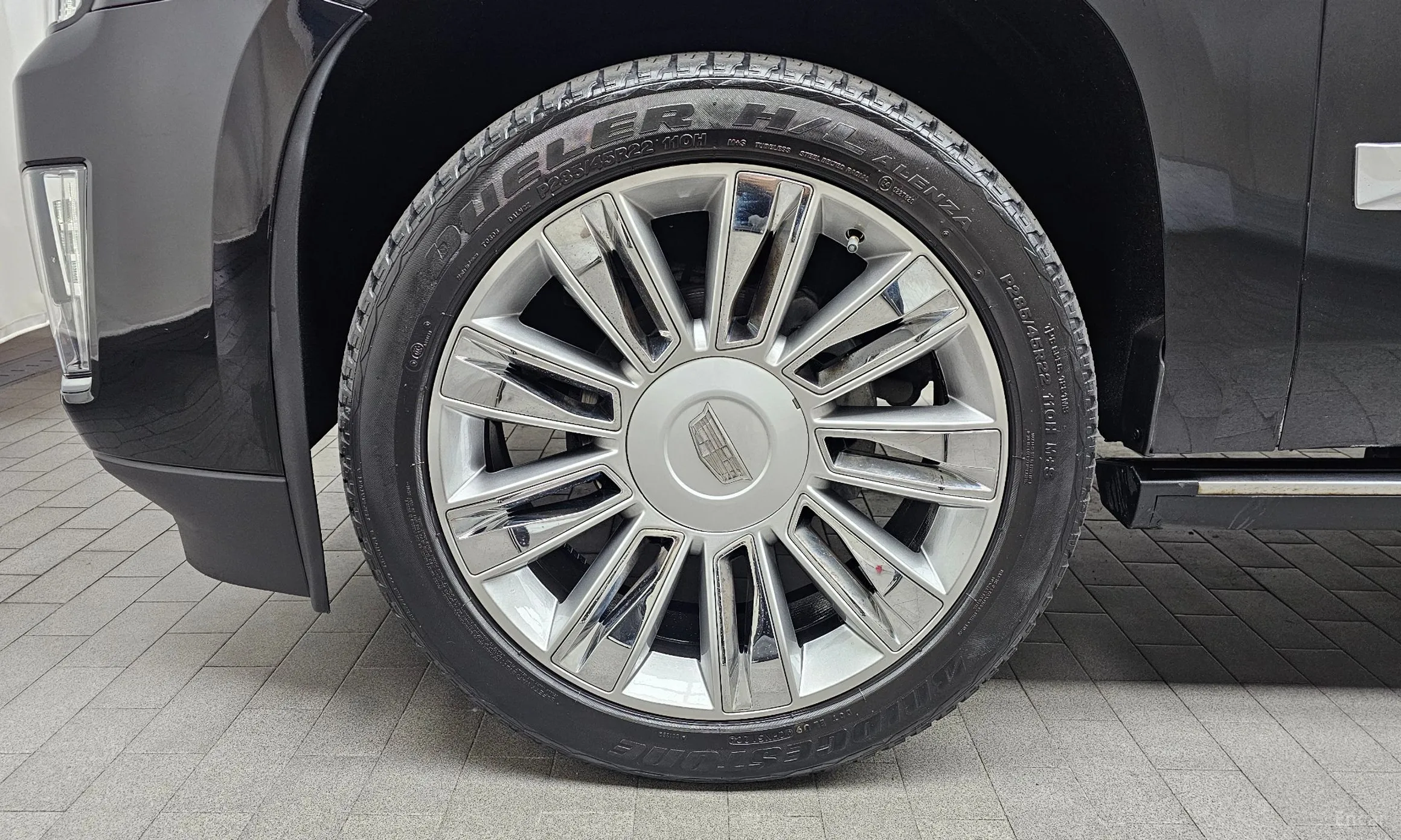 Cadillac Escalade превью 5