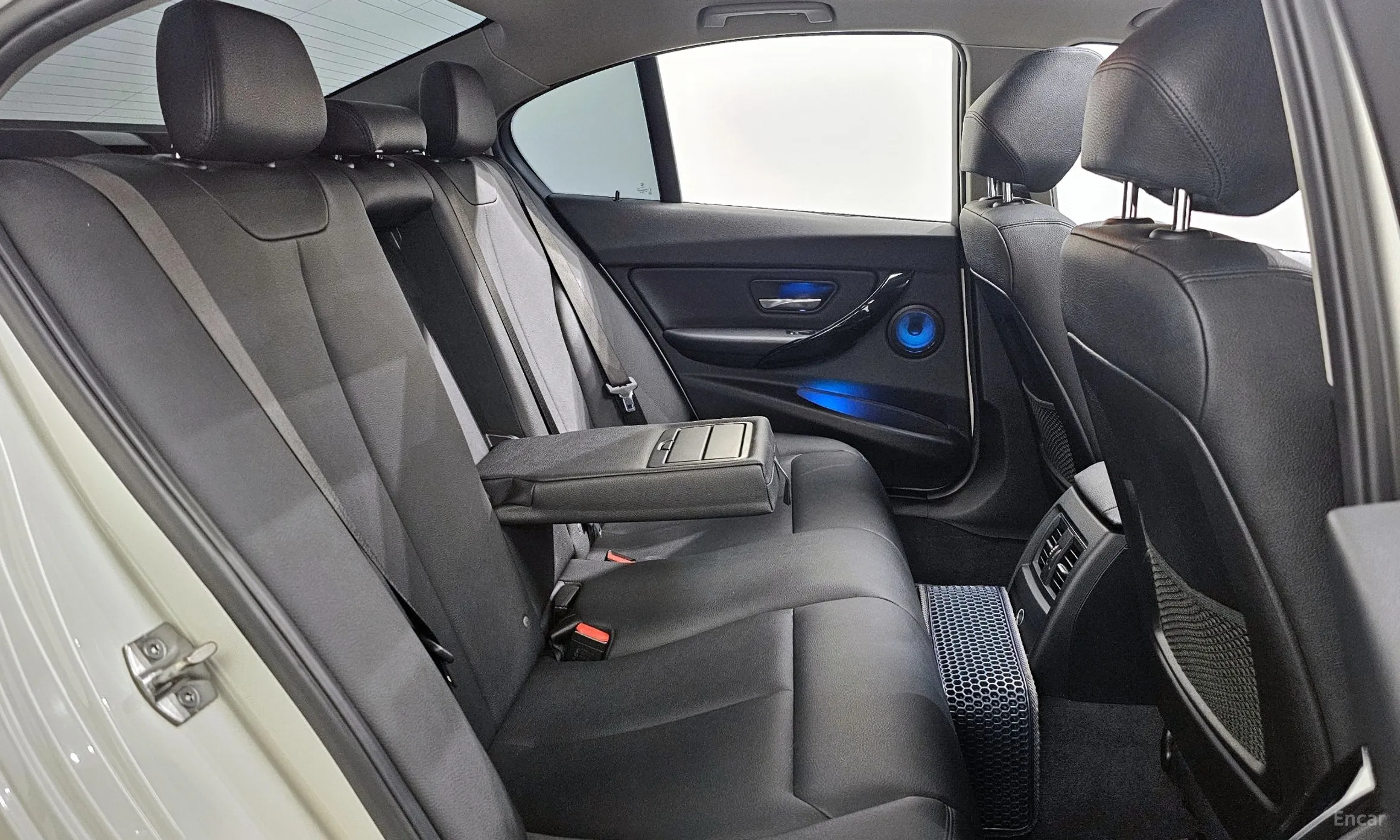BMW 3 Series (F30) превью 12