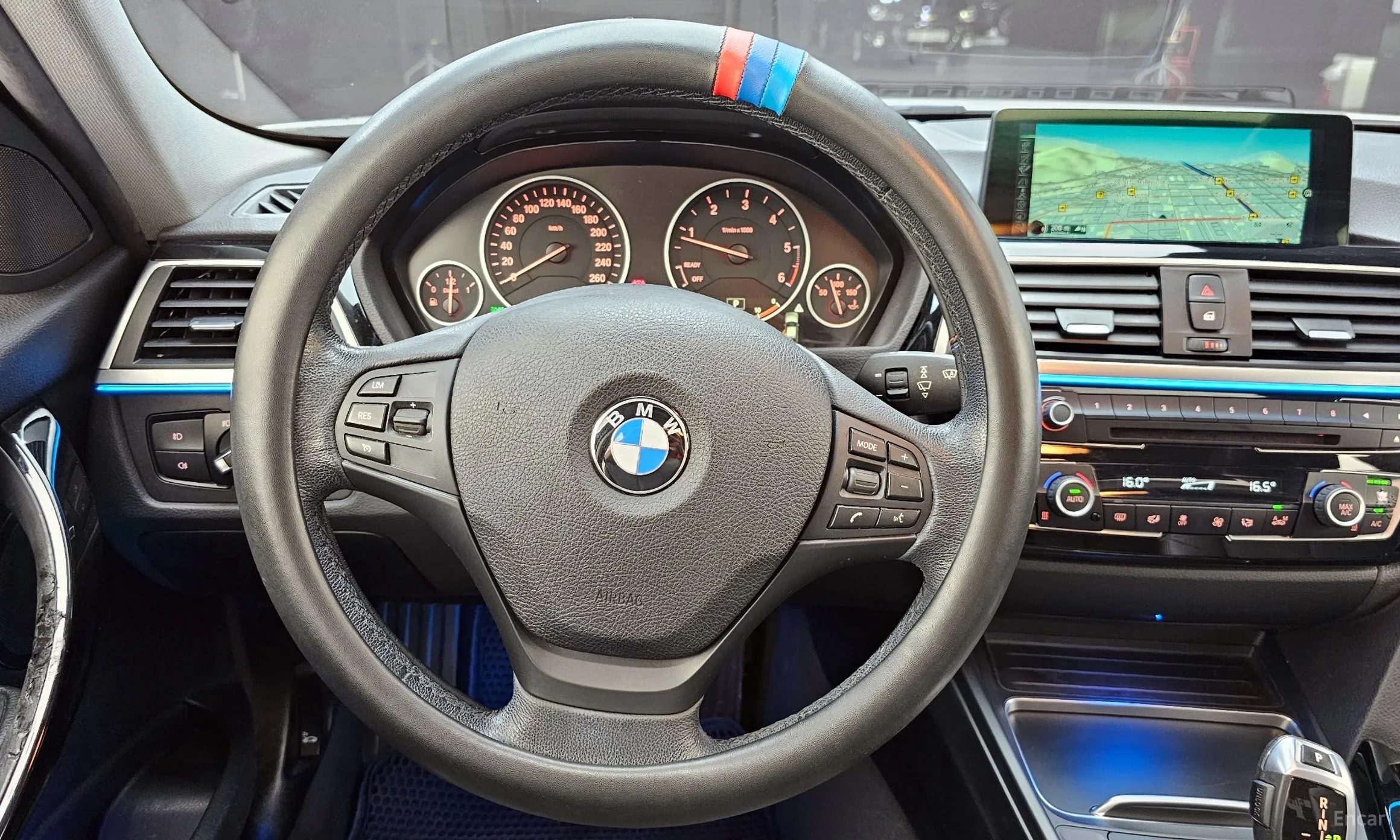 BMW 3 Series (F30) превью 13