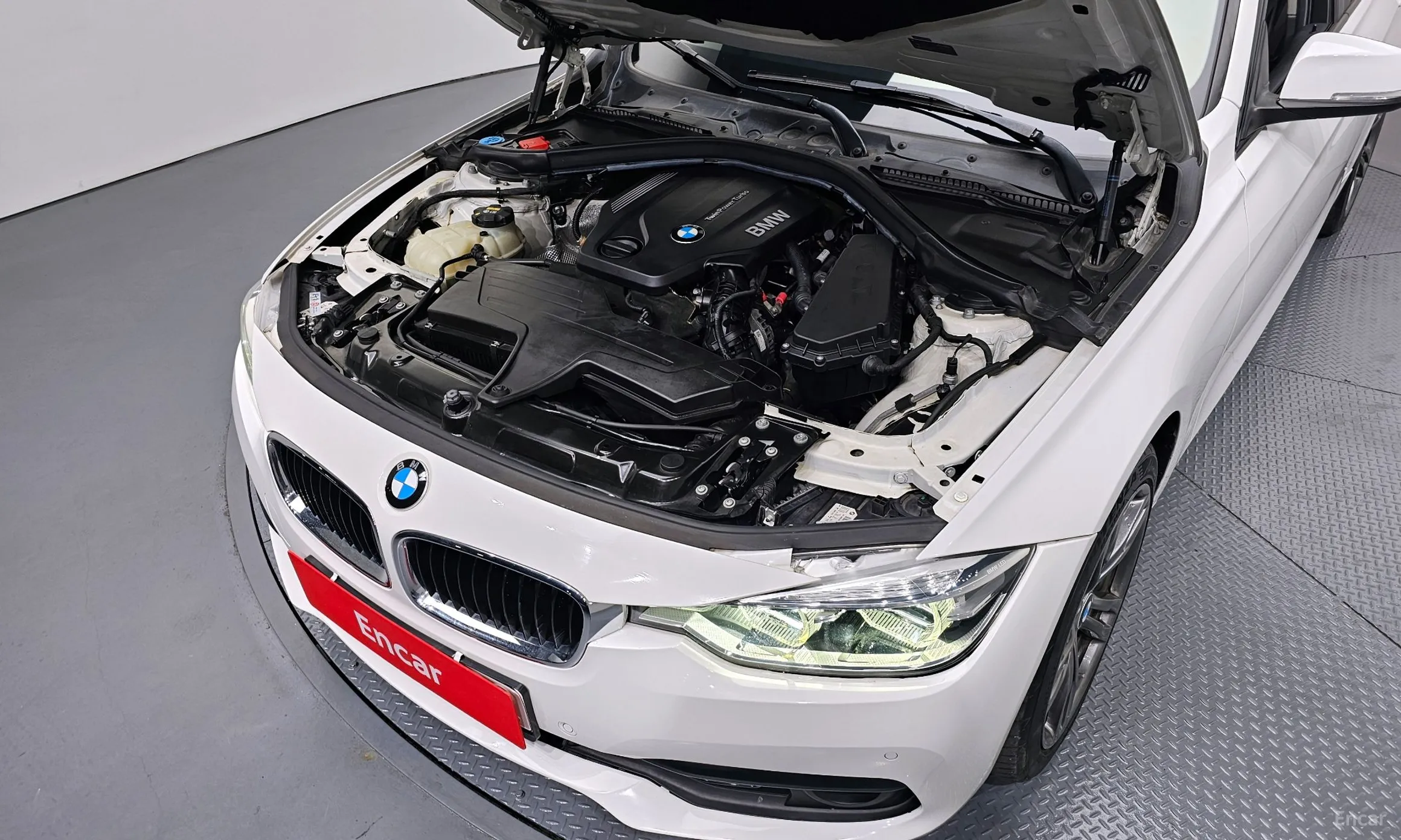 BMW 3 Series (F30) превью 6