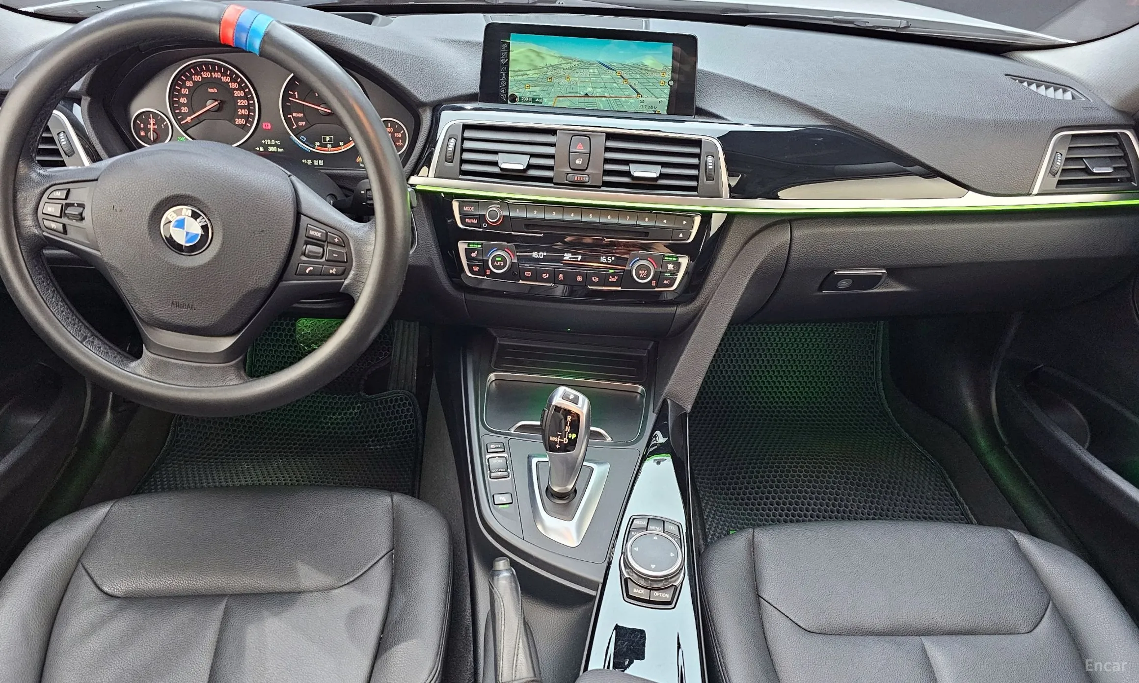 BMW 3 Series (F30) превью 7