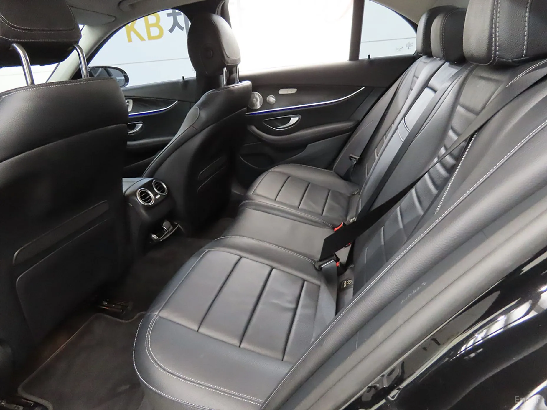 Mercedes Benz E-Class W213 превью 6