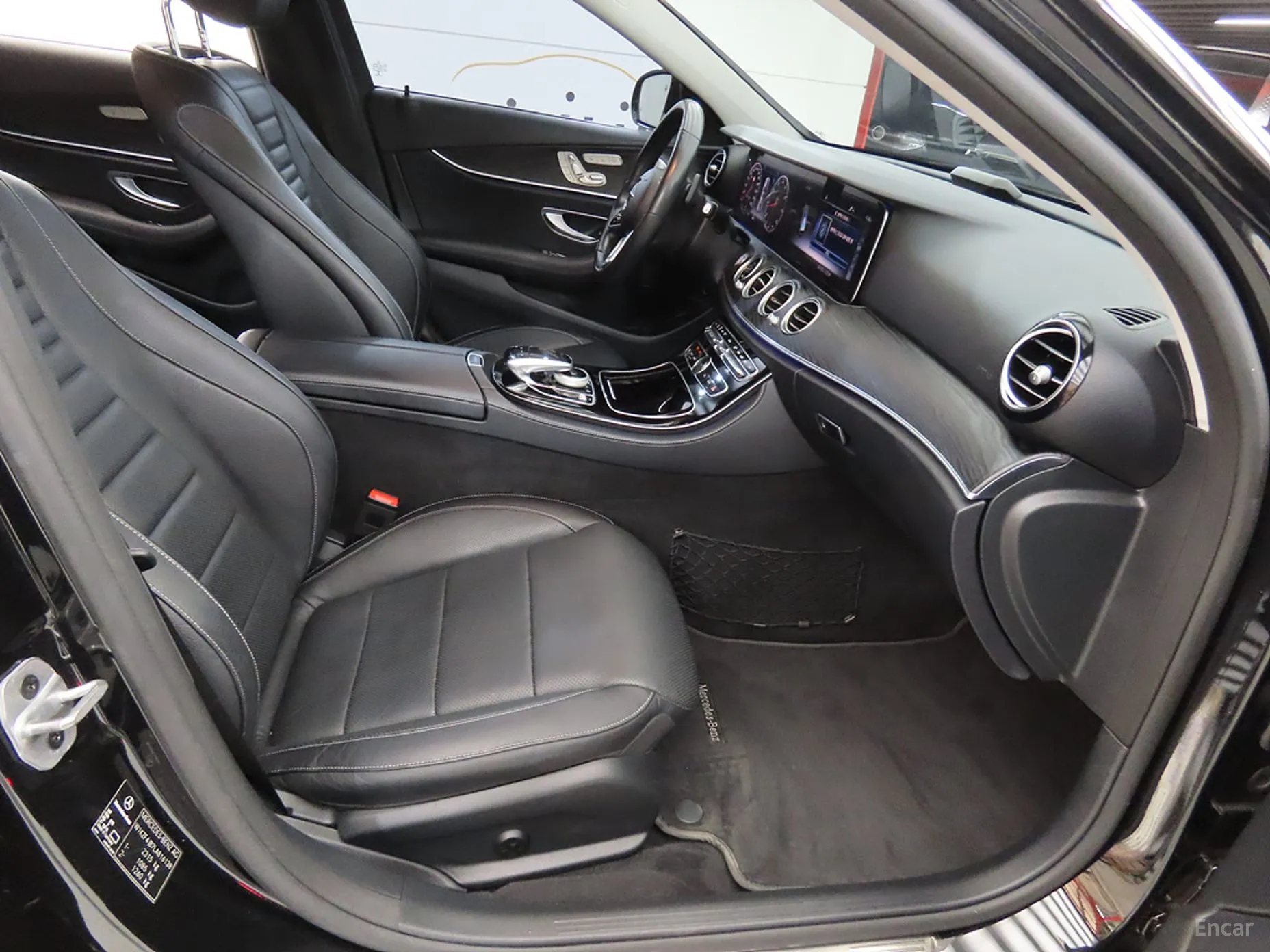 Mercedes Benz E-Class W213 превью 7