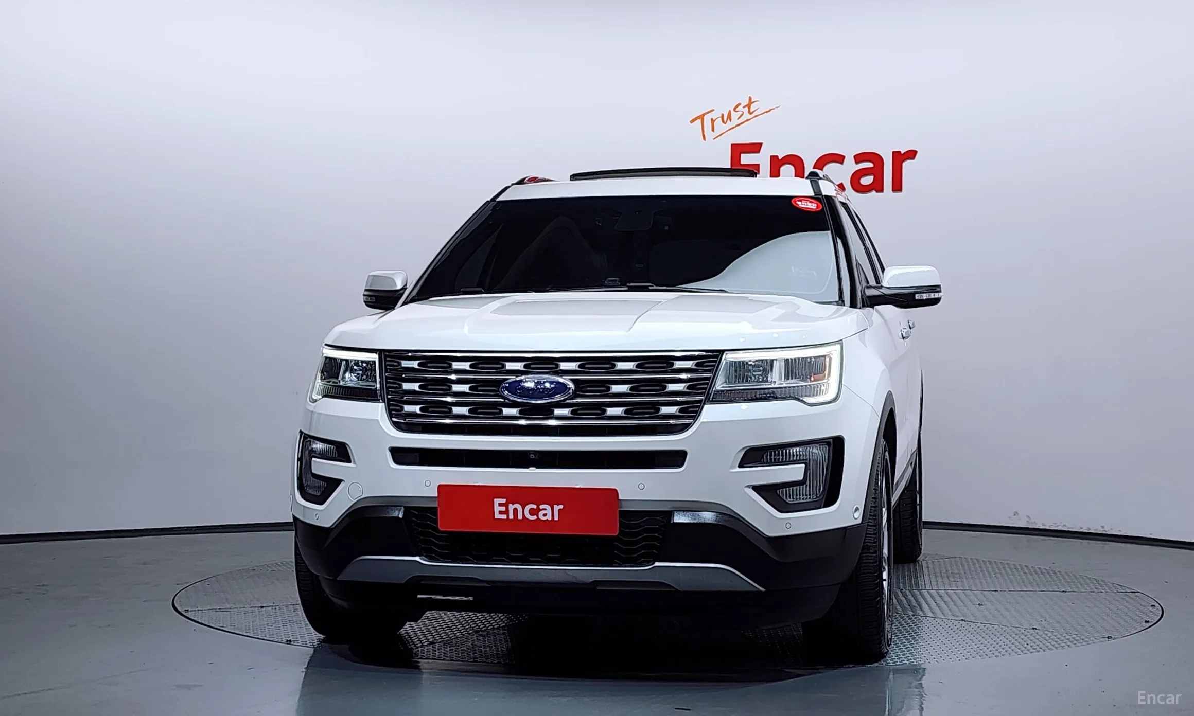 Ford Explorer превью 3