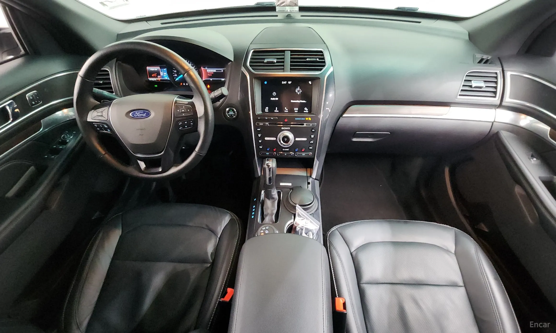 Ford Explorer превью 7