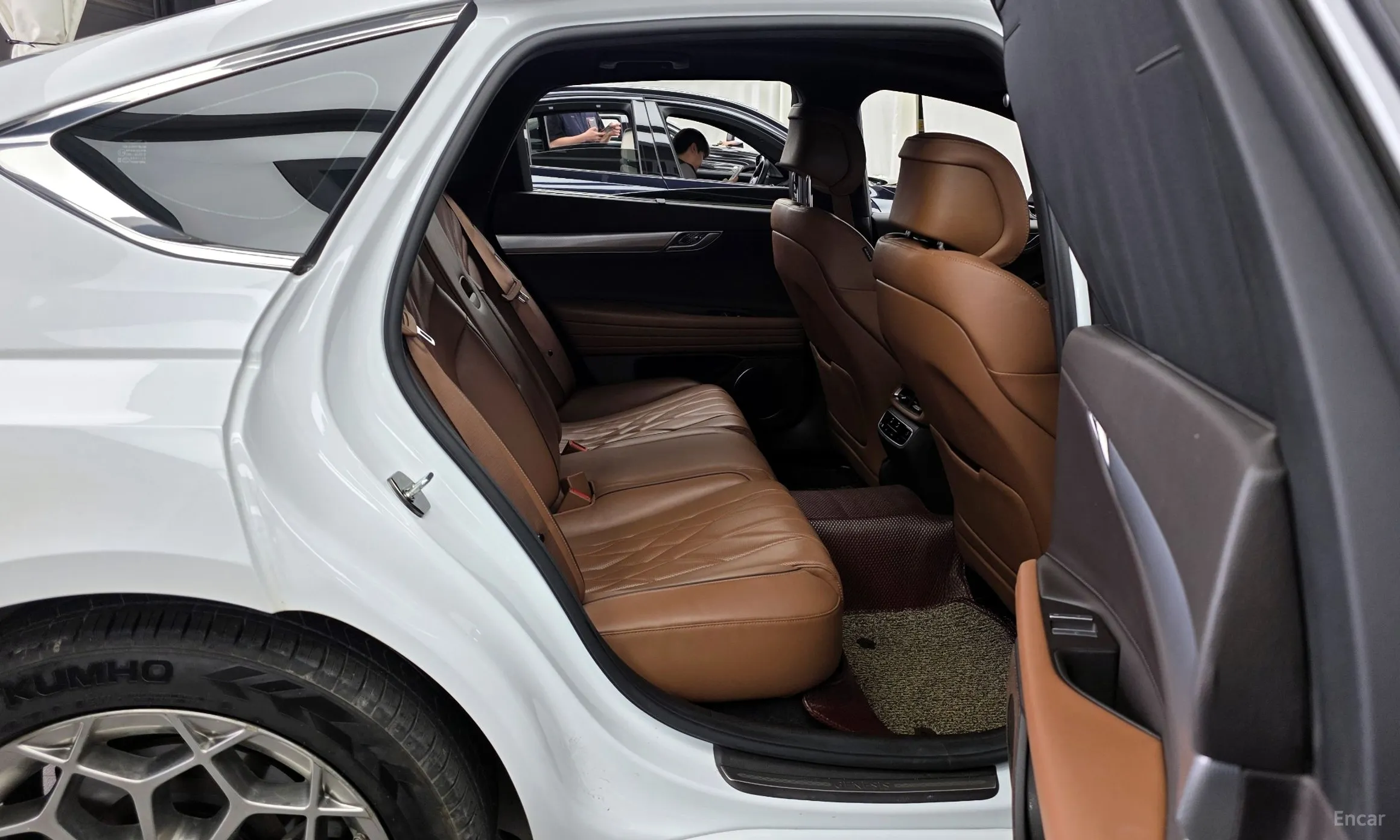 Genesis G80 (RG3) превью 12