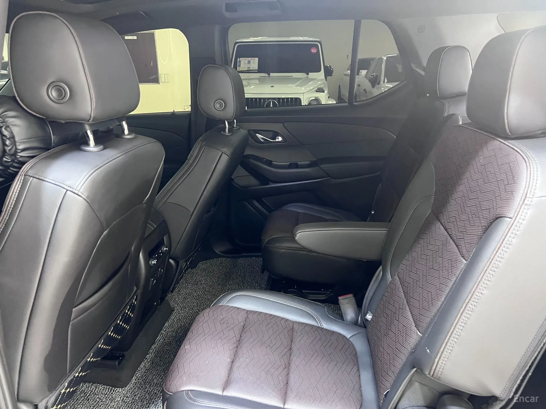Chevrolet (GM Daewoo) Traverse превью 12