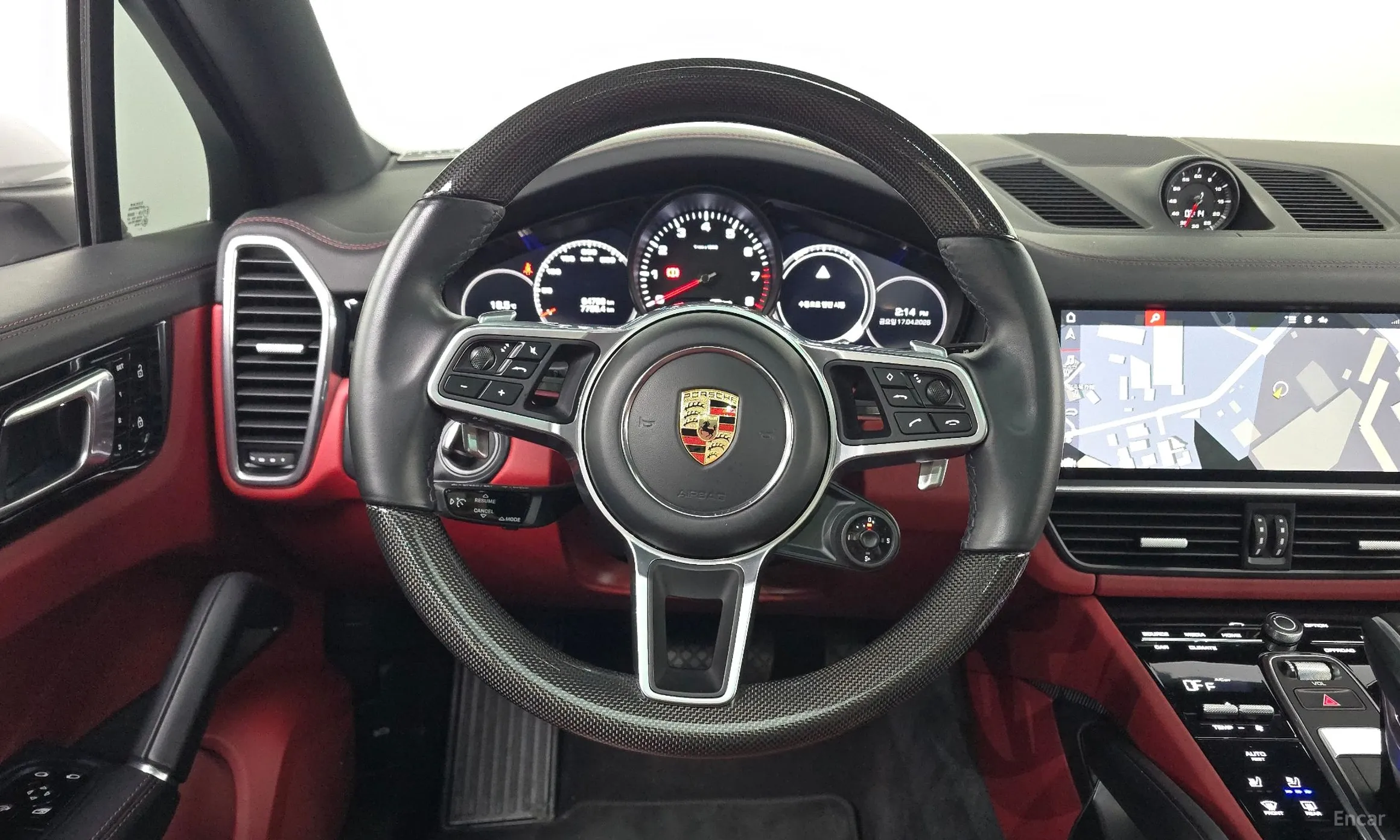 Porsche Cayenne (PO536) превью 13