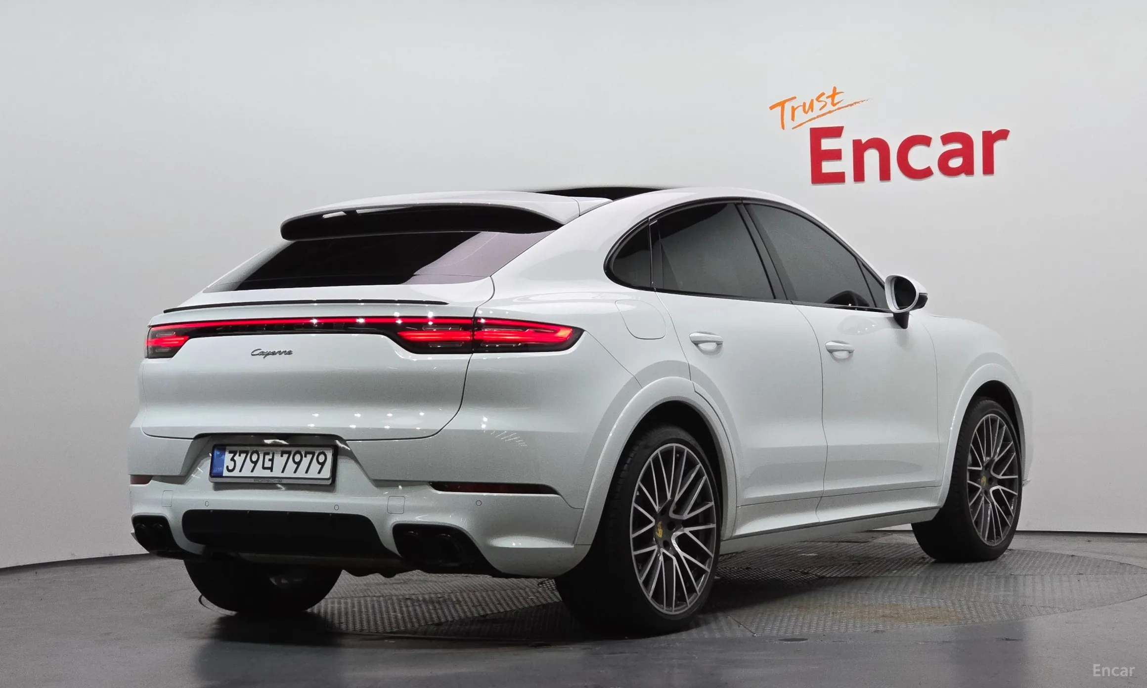 Porsche Cayenne (PO536) превью 2