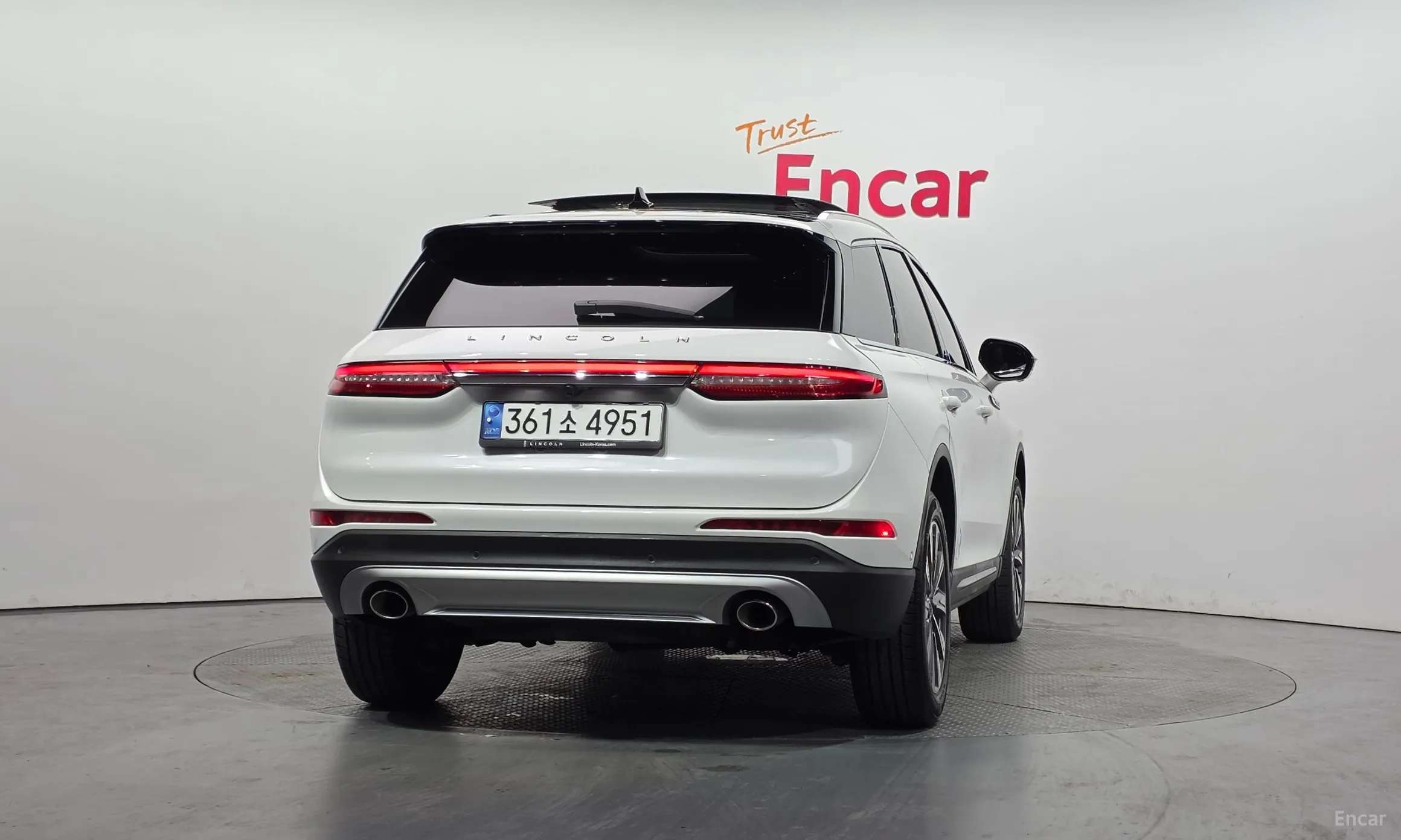 Lincoln Corsair превью 4