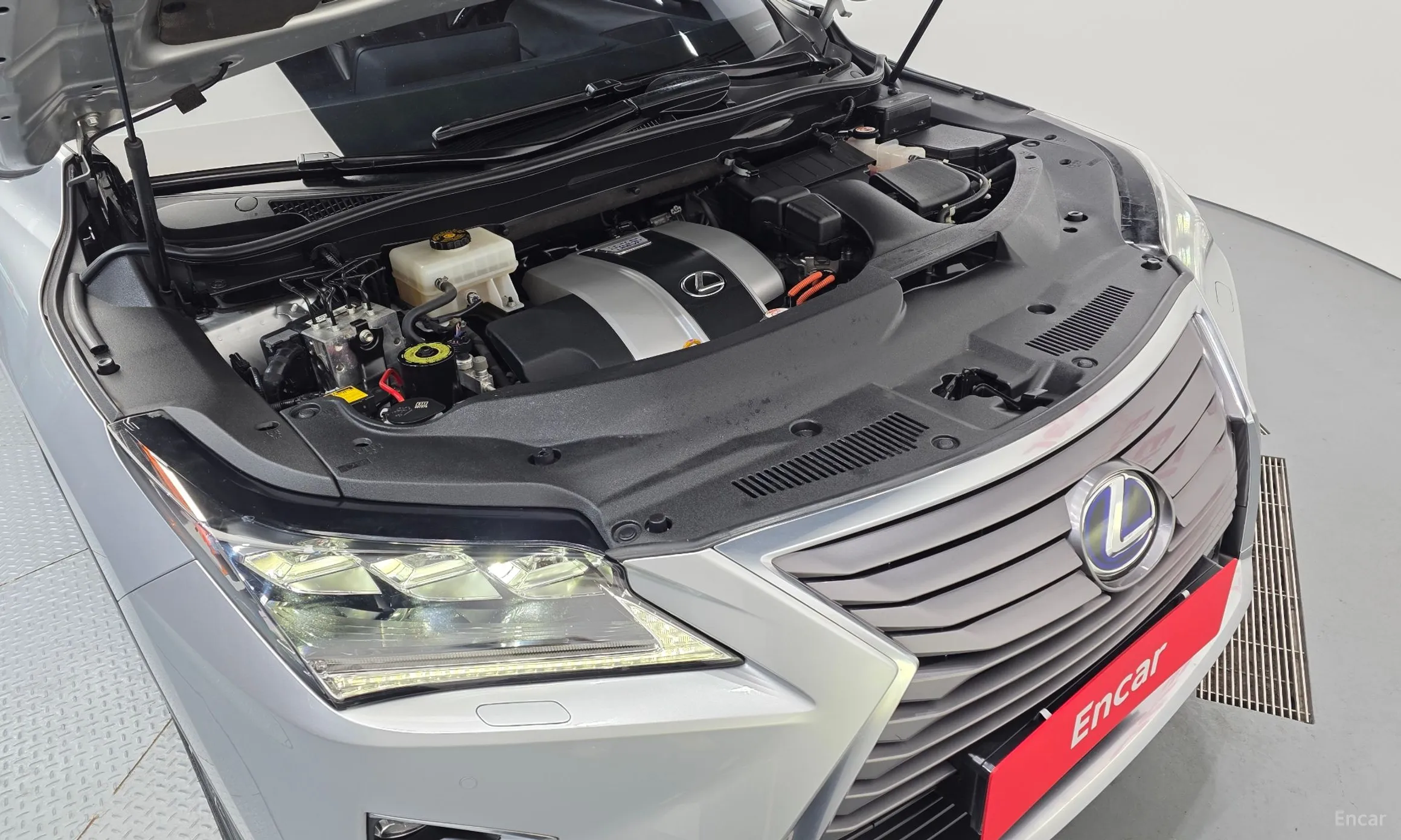 Lexus RX450h Gen 4 превью 6
