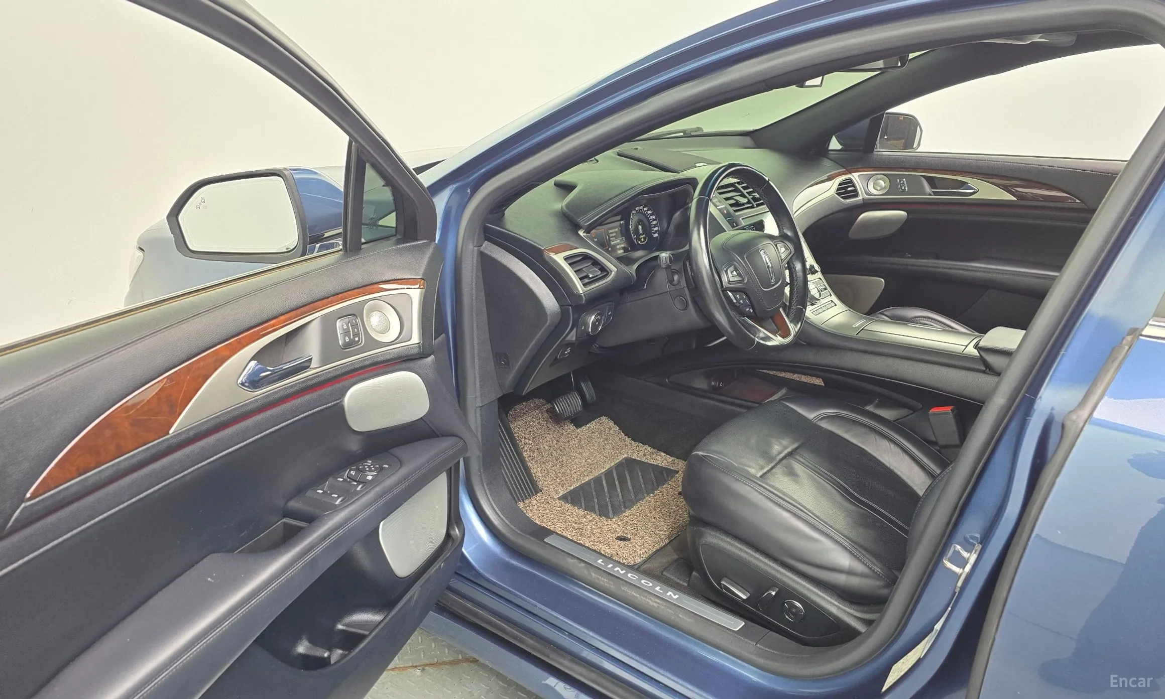 Lincoln New MKZ превью 10