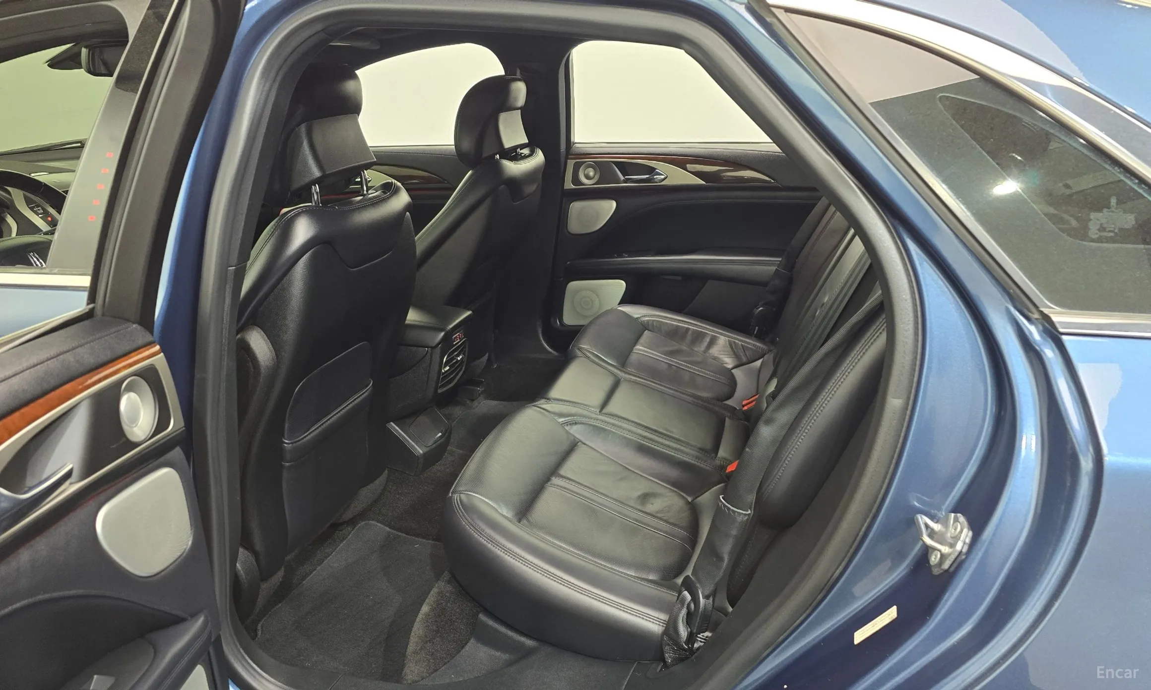Lincoln New MKZ превью 11
