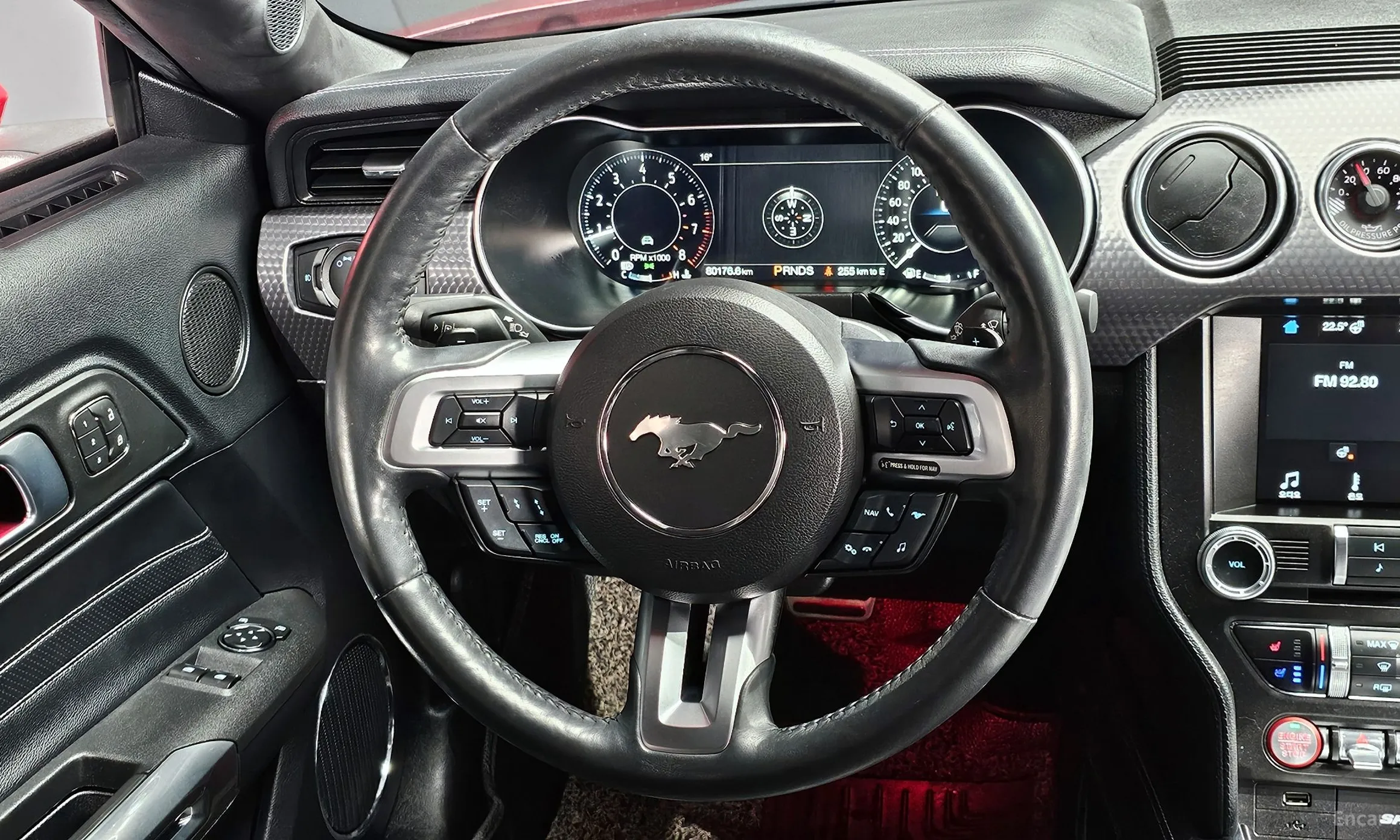 Ford Mustang превью 15