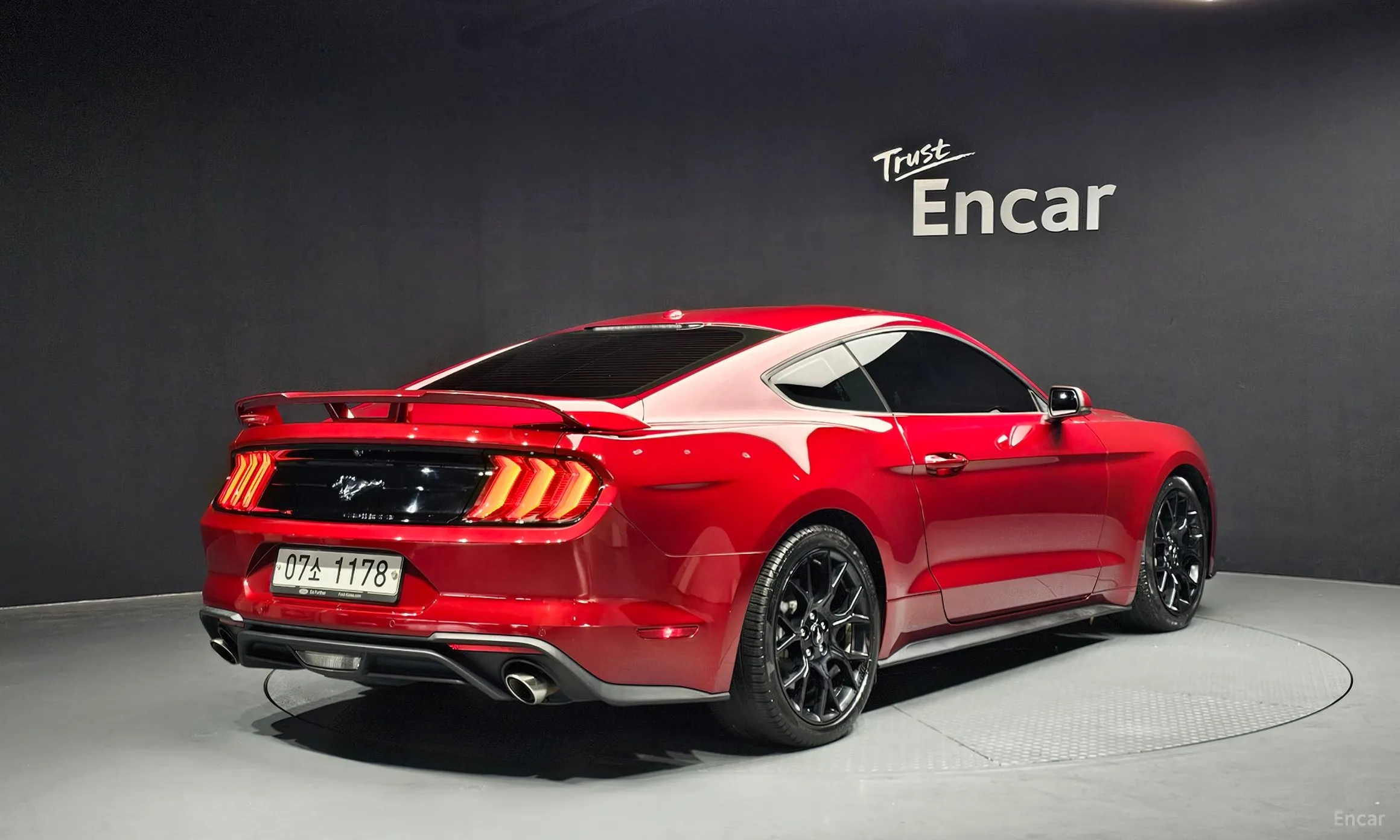 Ford Mustang превью 2