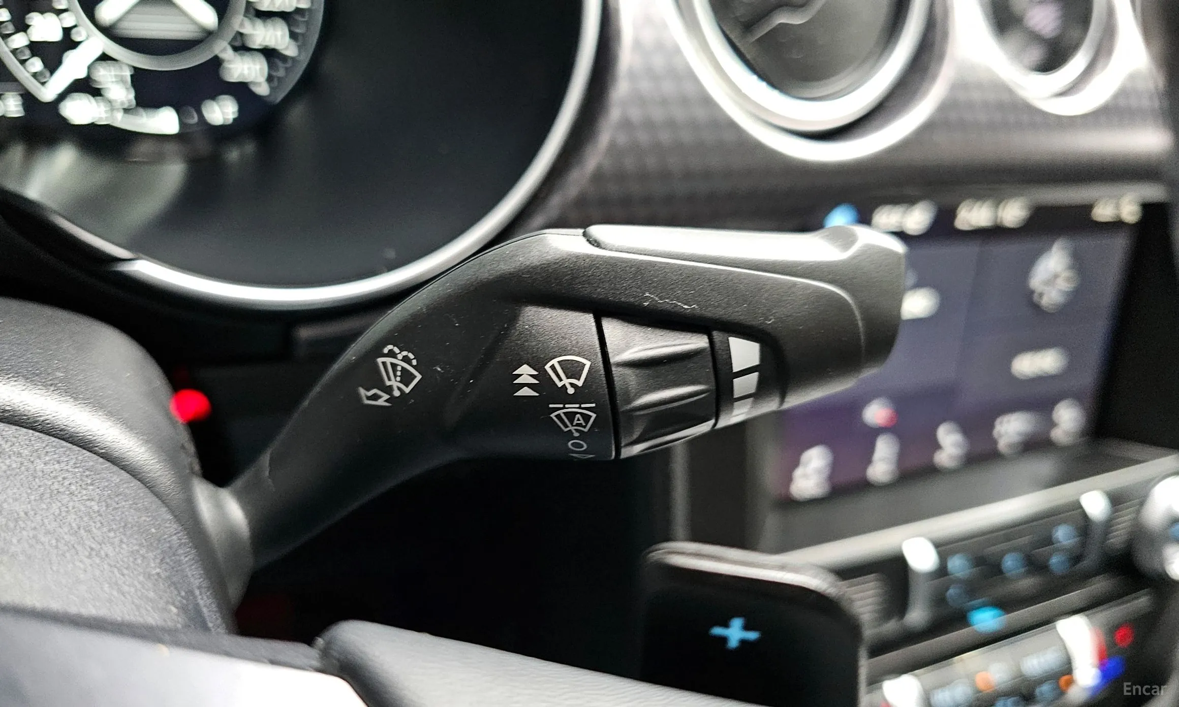 Ford Mustang превью 16