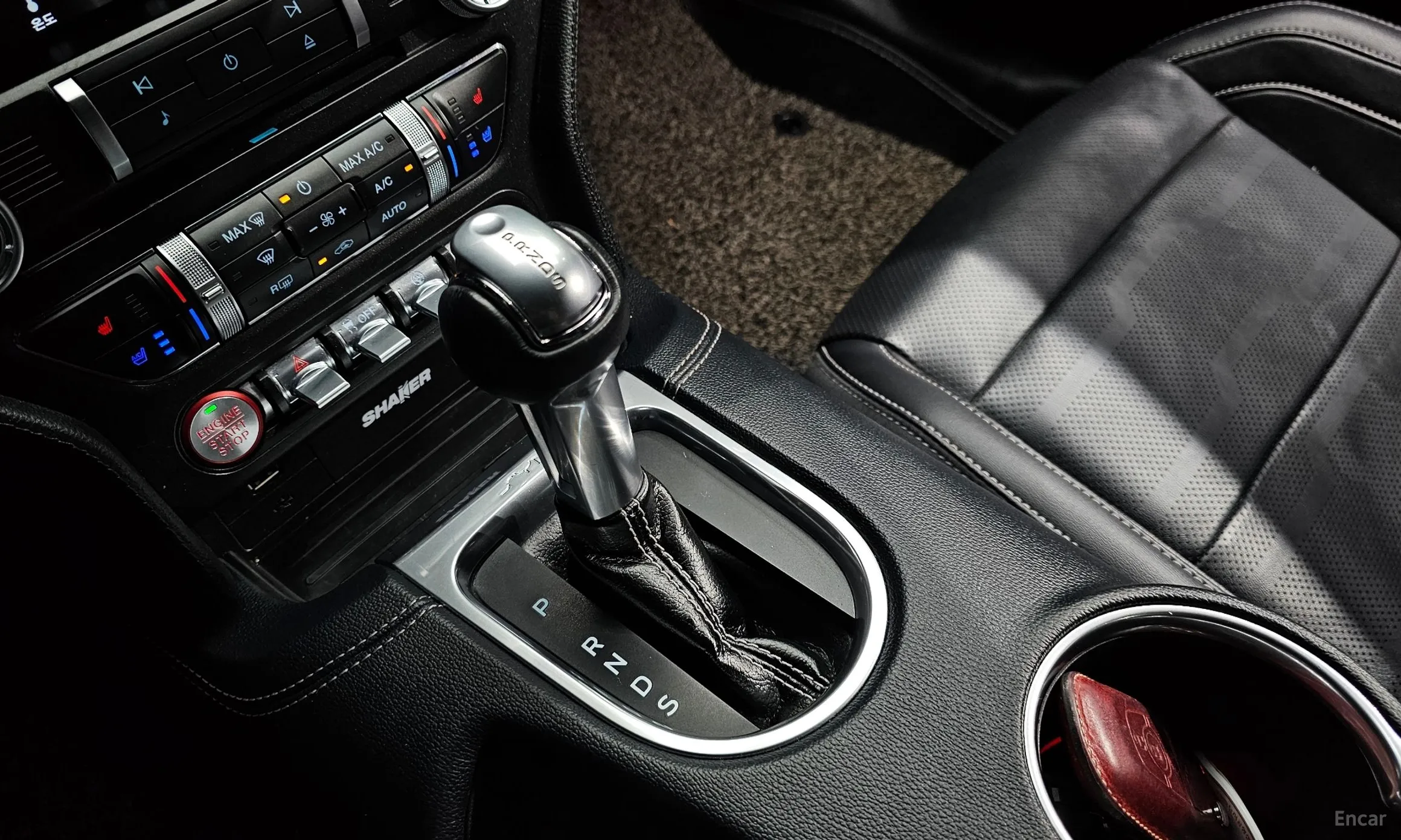 Ford Mustang превью 9