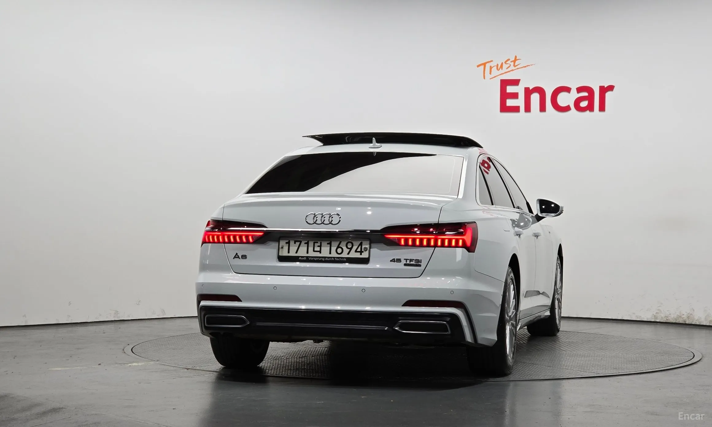 Audi A6 (C8) превью 4
