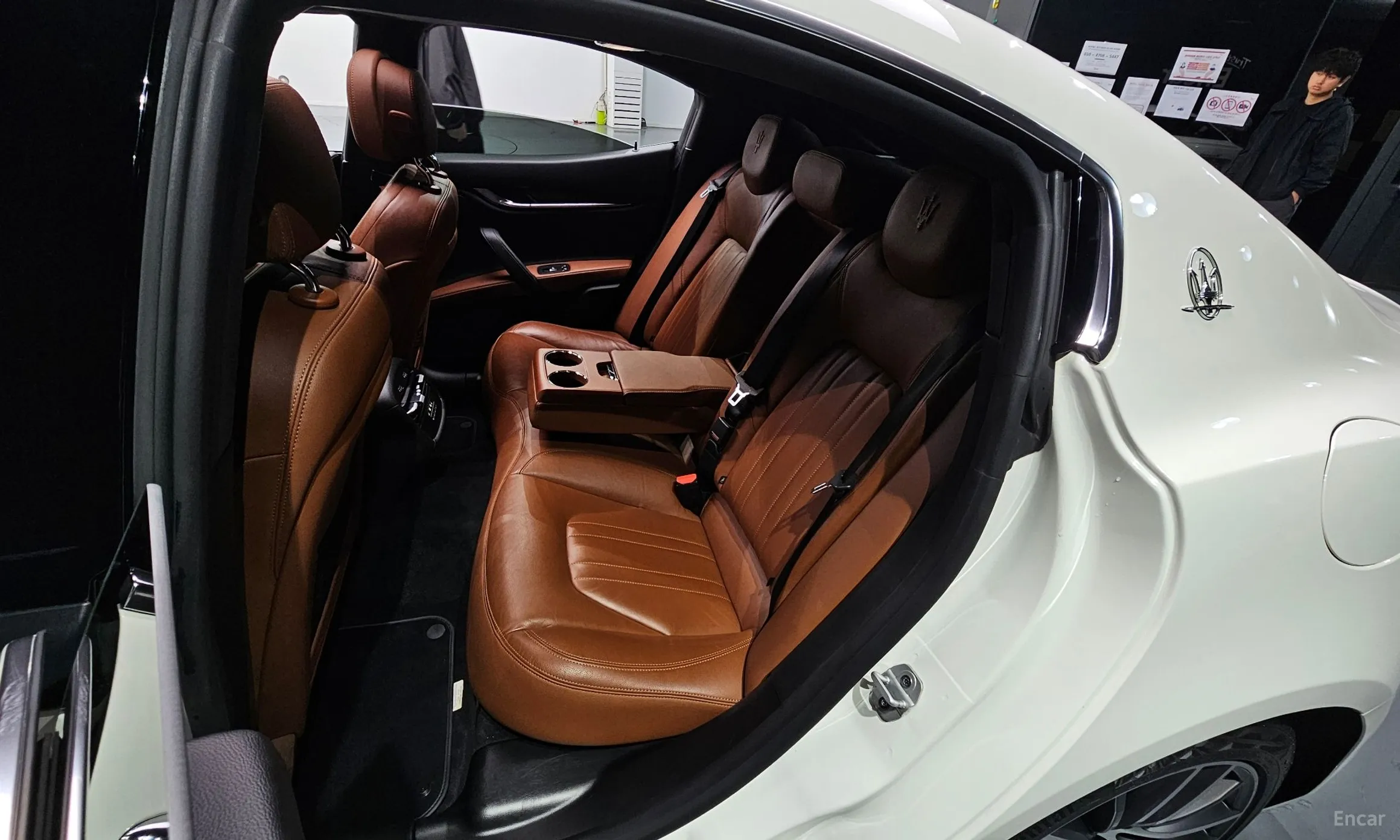 Maserati Ghibli превью 11