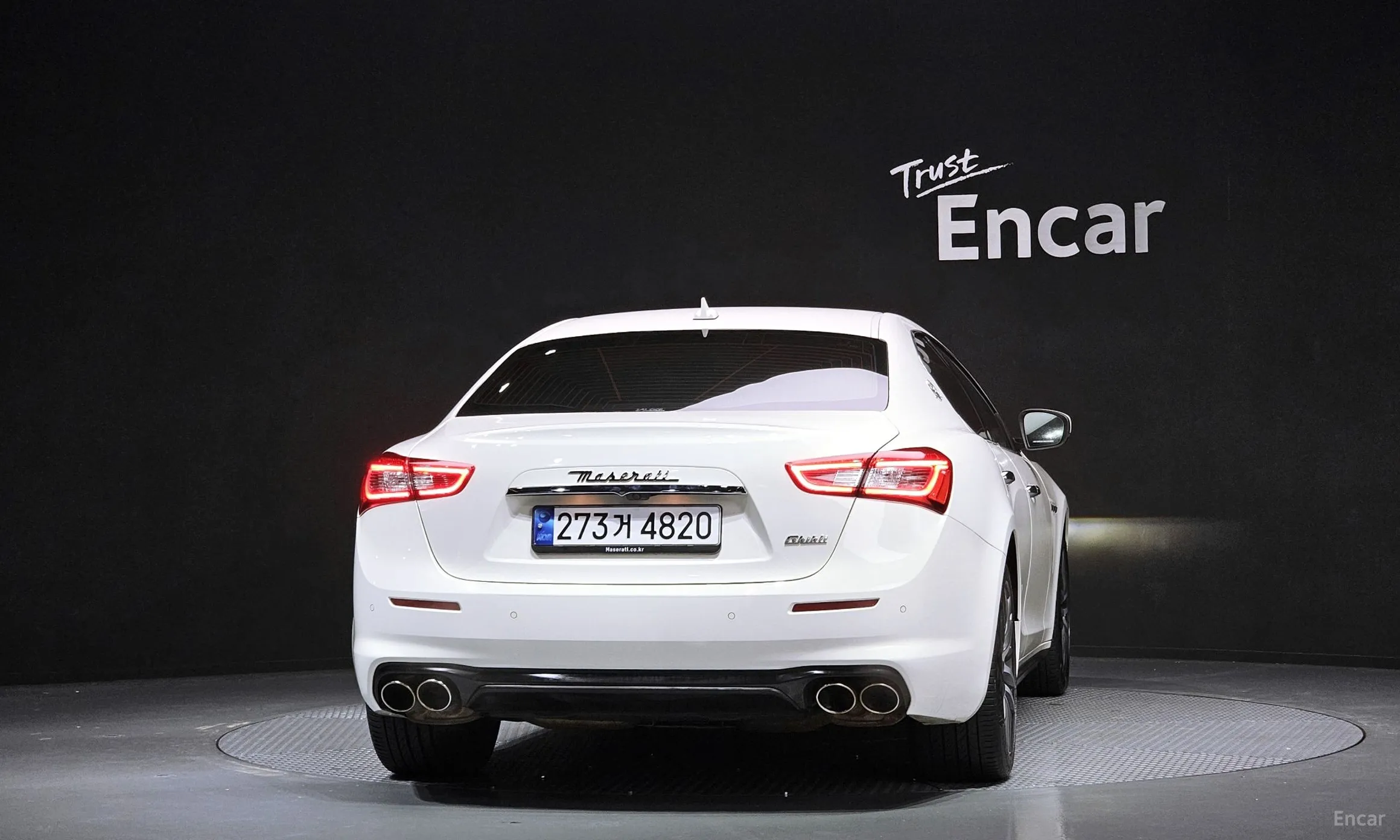 Maserati Ghibli превью 4