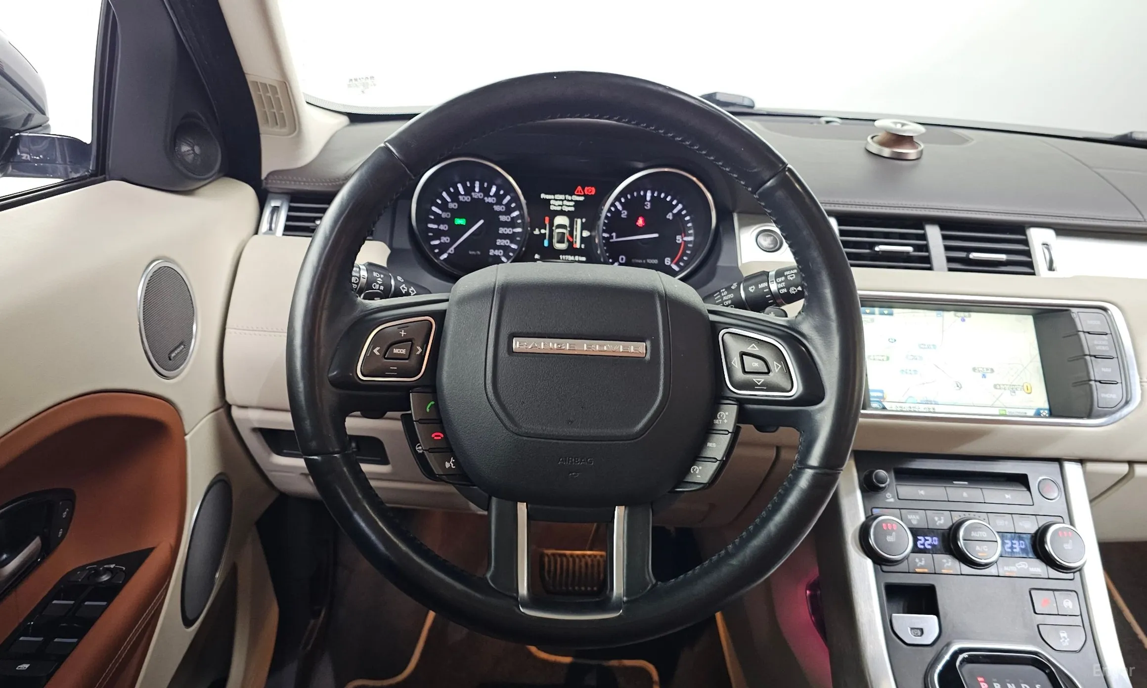 Land Rover Range Rover Evoque превью 12
