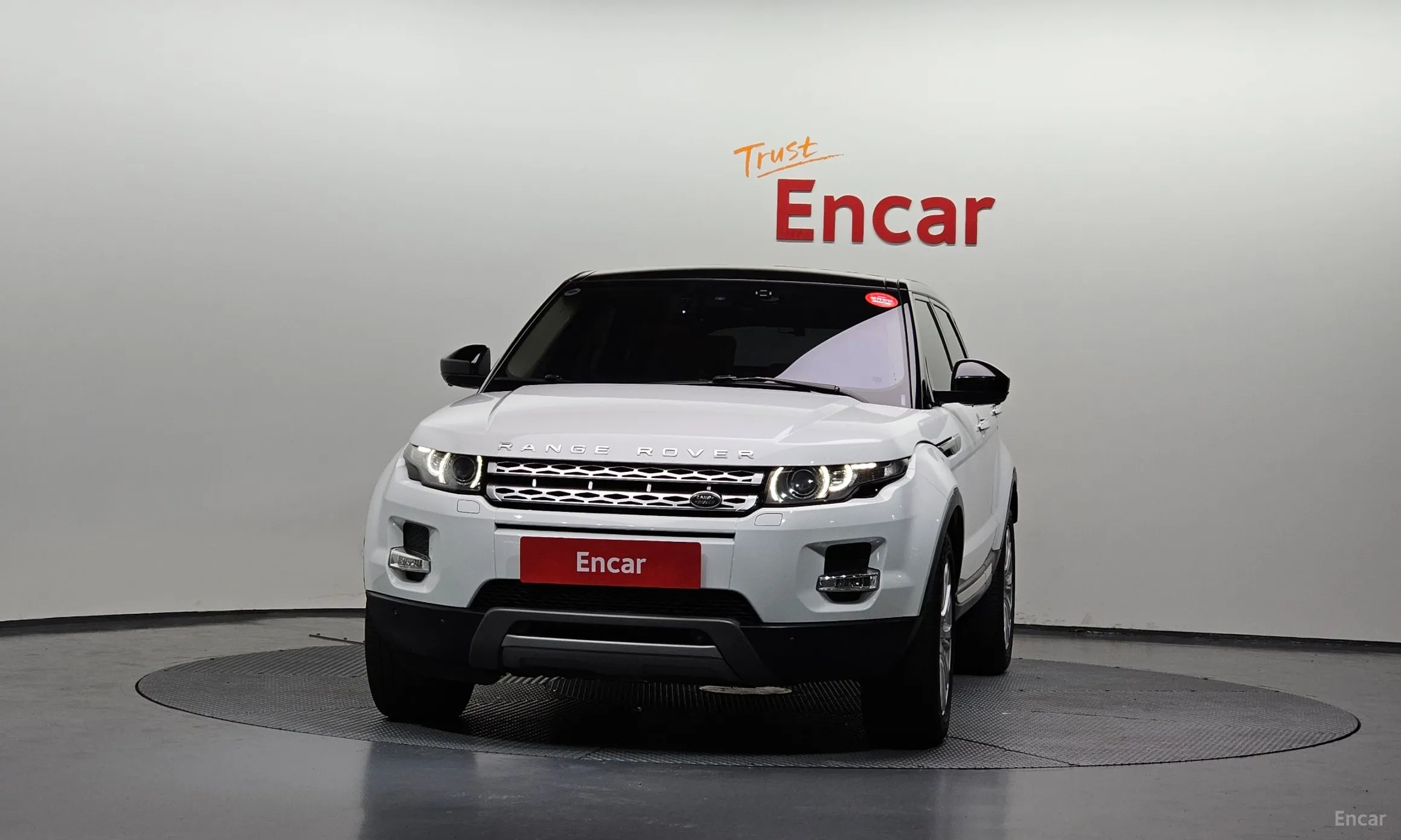 Land Rover Range Rover Evoque превью 3