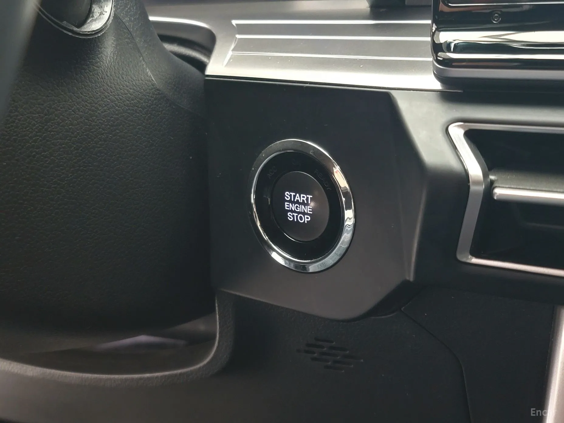 KG Mobility (SsangYong) Torres превью 16