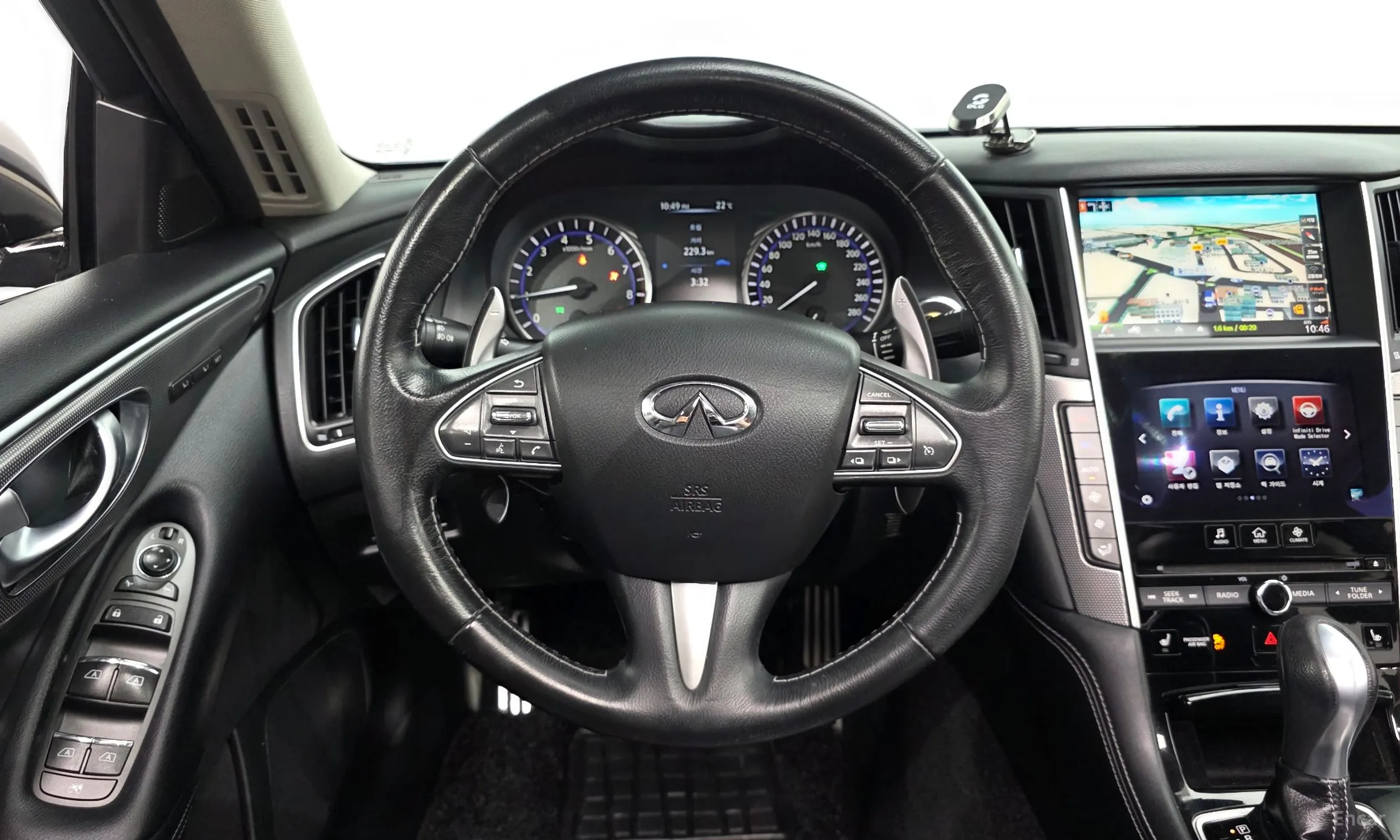 Infiniti Q50 превью 12