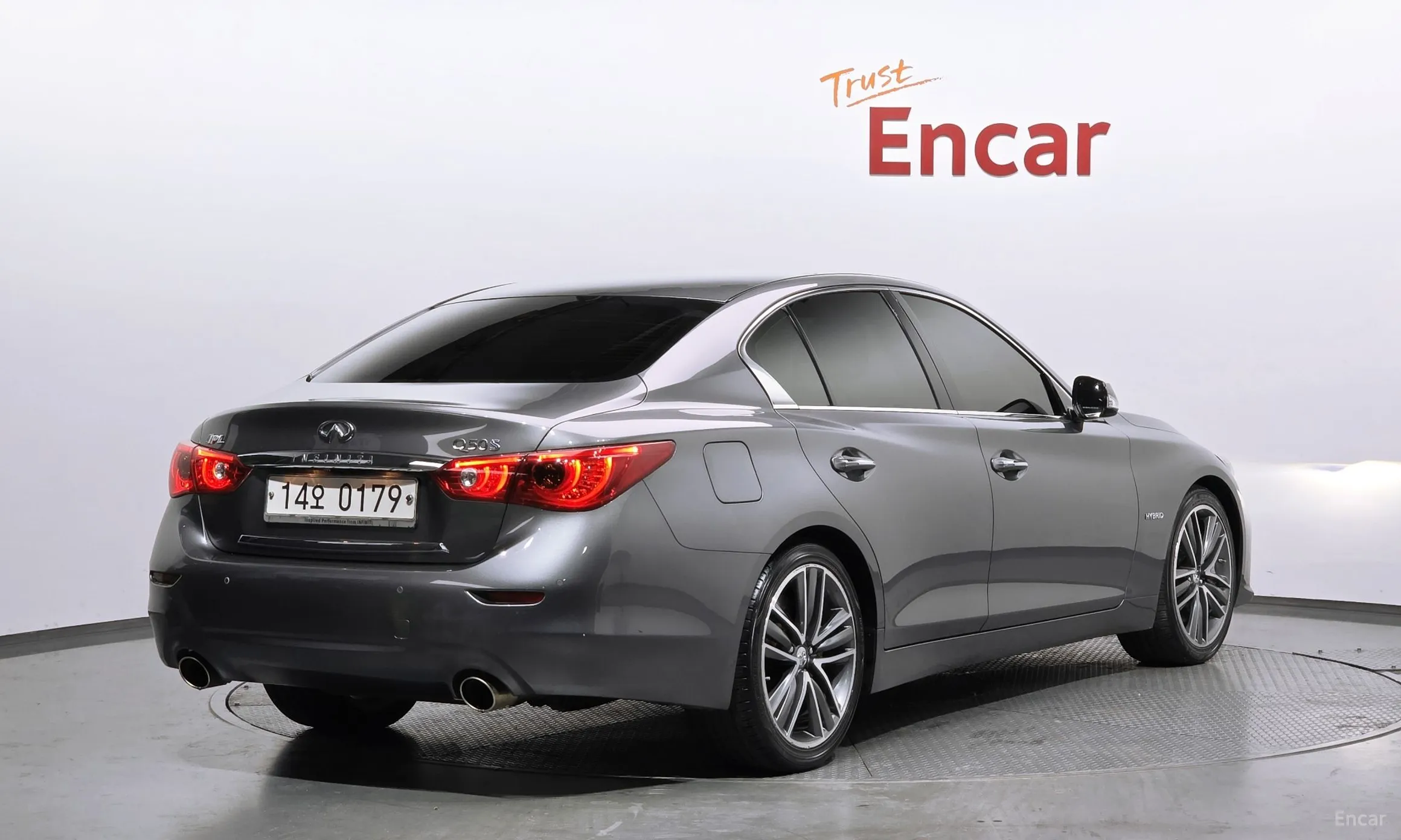 Infiniti Q50