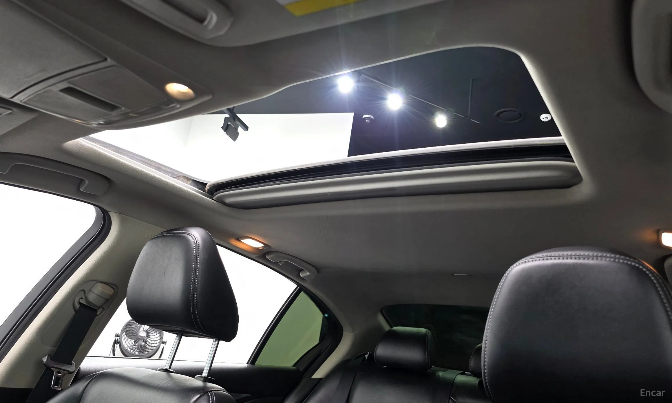 Infiniti Q50 превью 19
