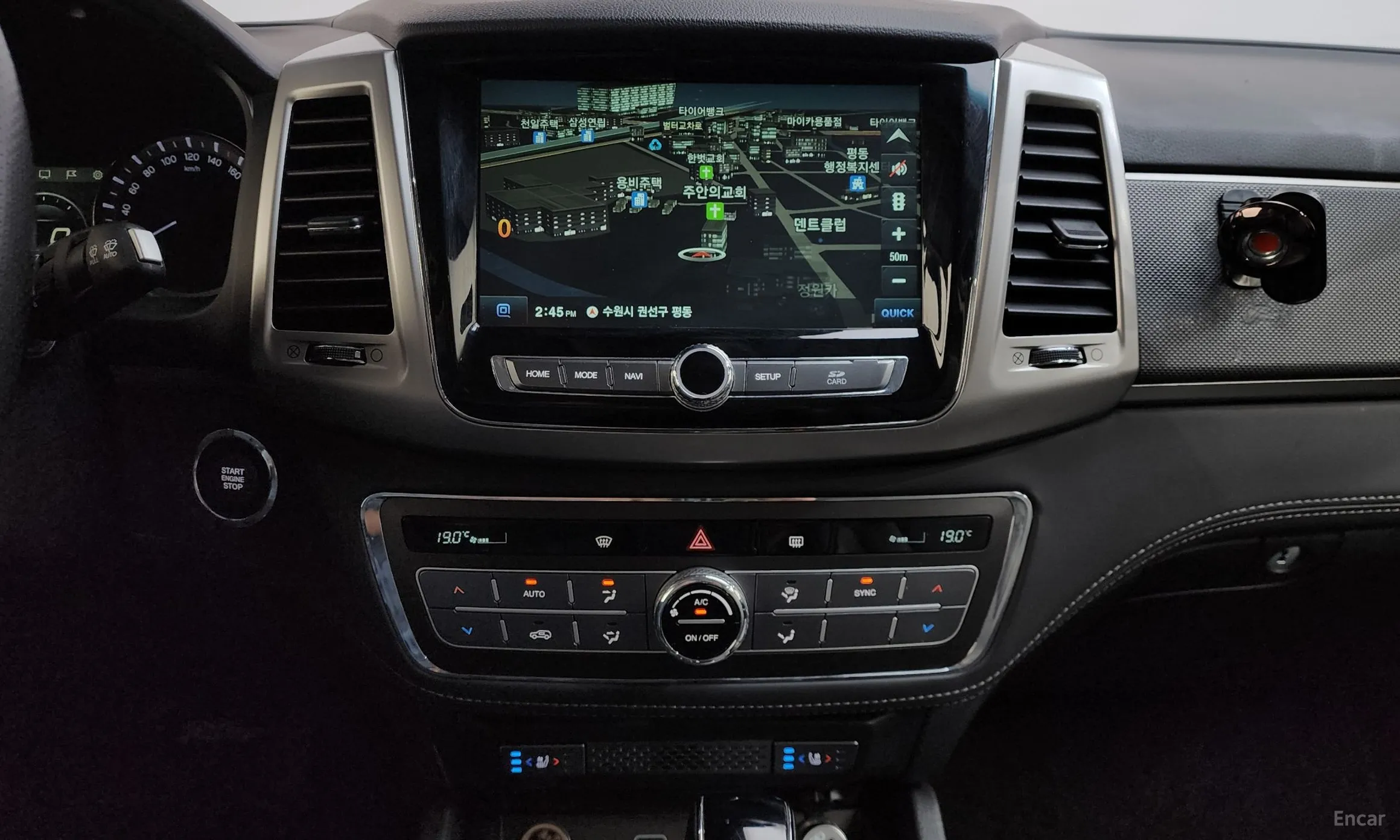 KG Mobility (SsangYong) Rexton Sports превью 13