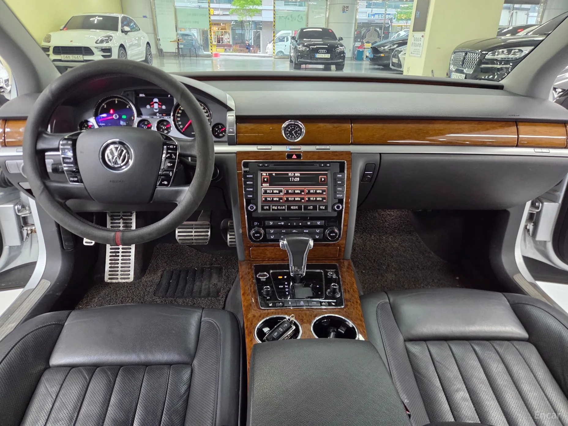 Volkswagen Phyton превью 7