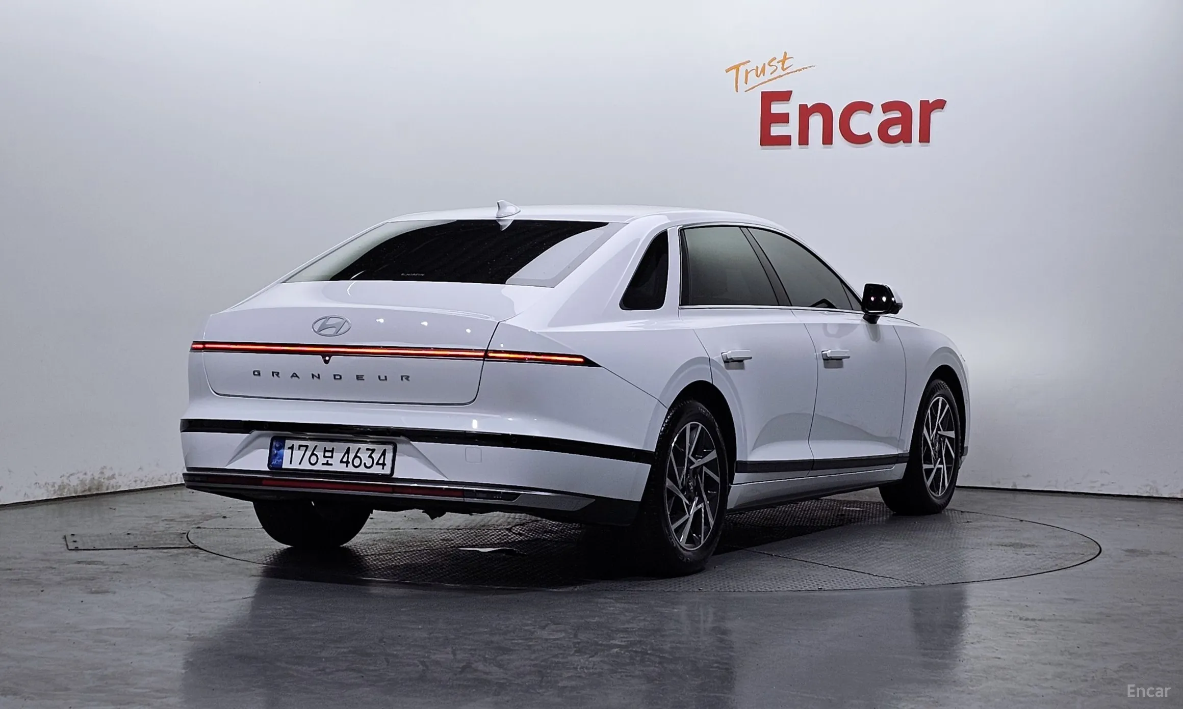 Hyundai Grandeur (GN7)