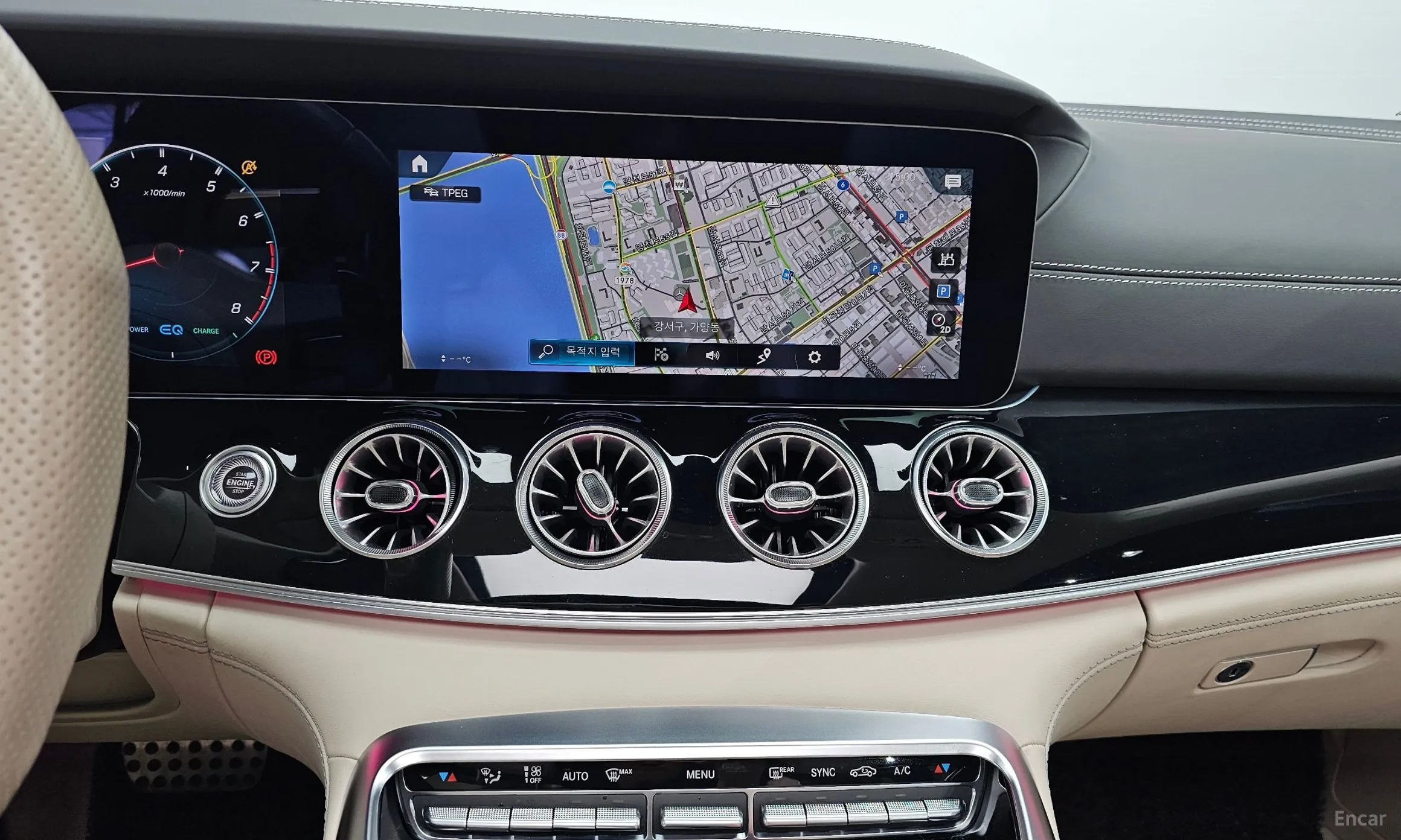 Mercedes Benz AMG GT превью 15