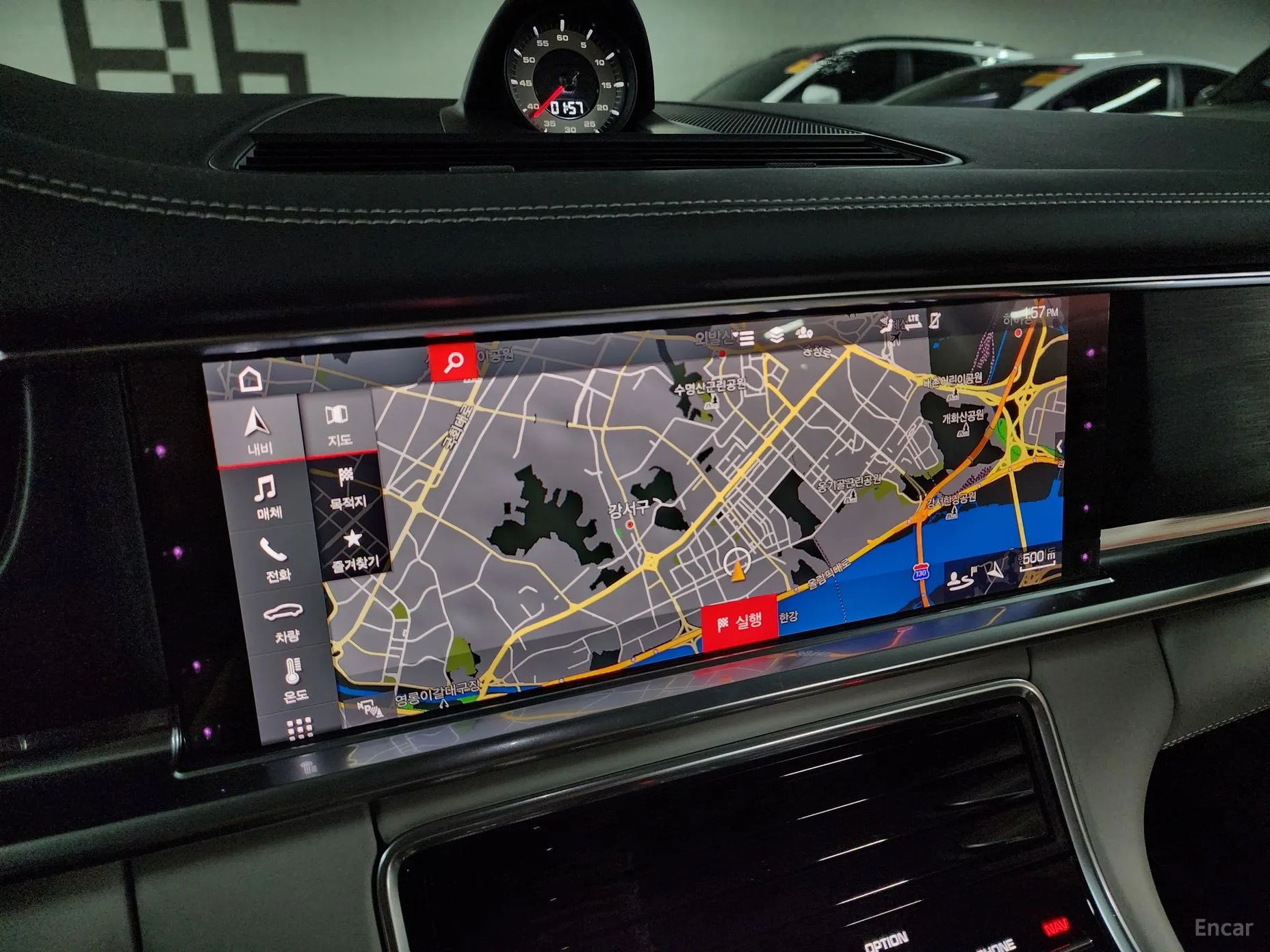 Porsche Panamera (971) превью 13