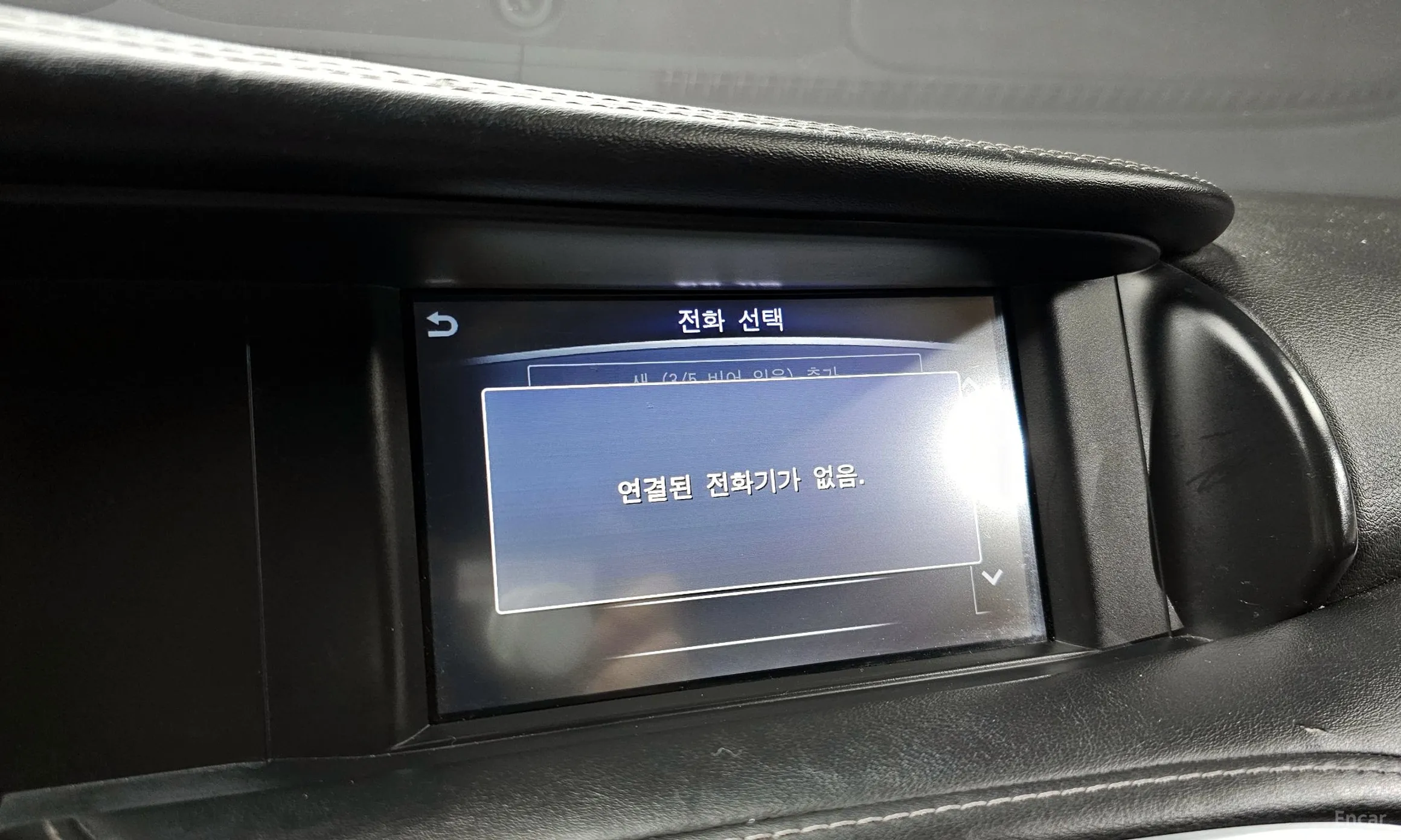 Infiniti Q30 превью 14