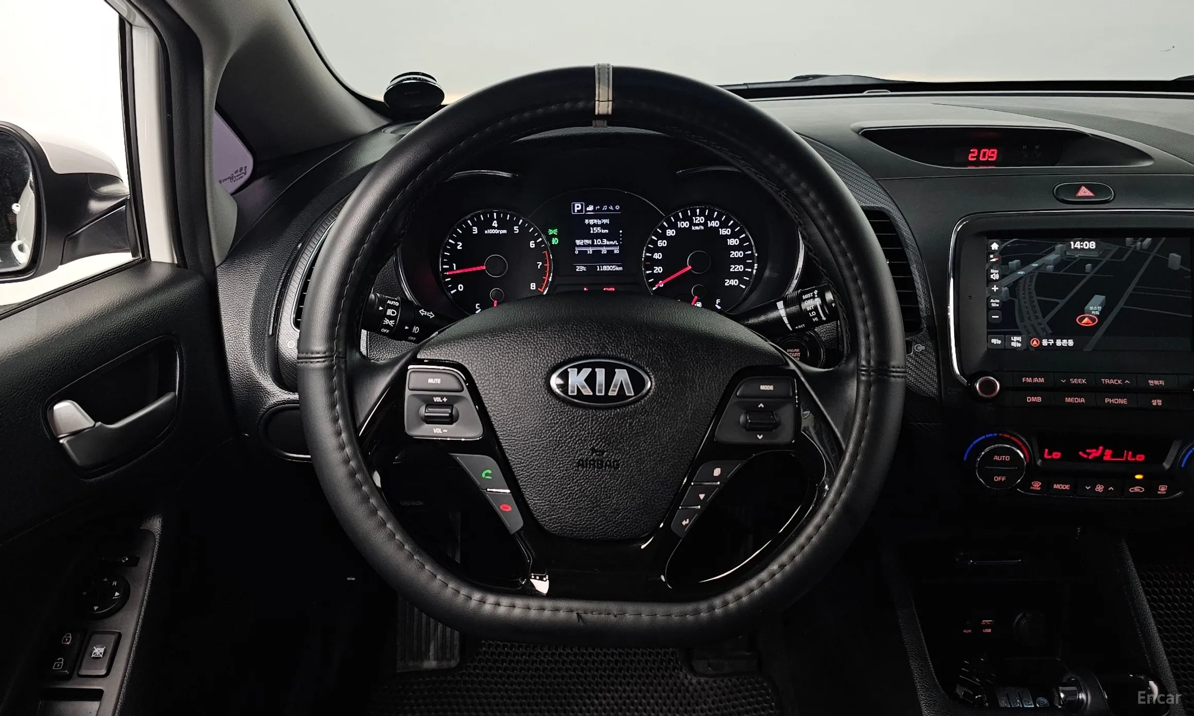 Kia K3 превью 13